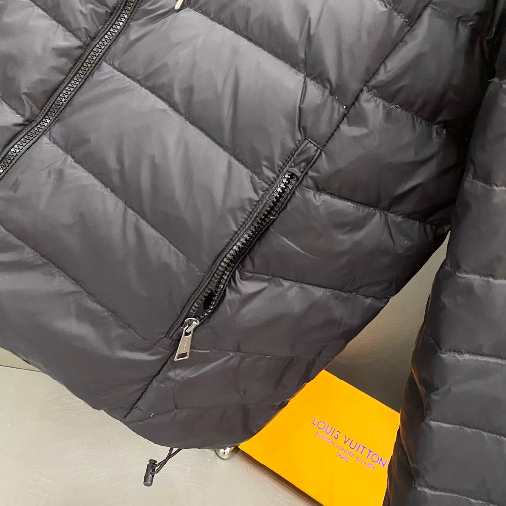 Ralph Lauren puffer jacket front zipper and quilted horizontal baffles, dark charcoal