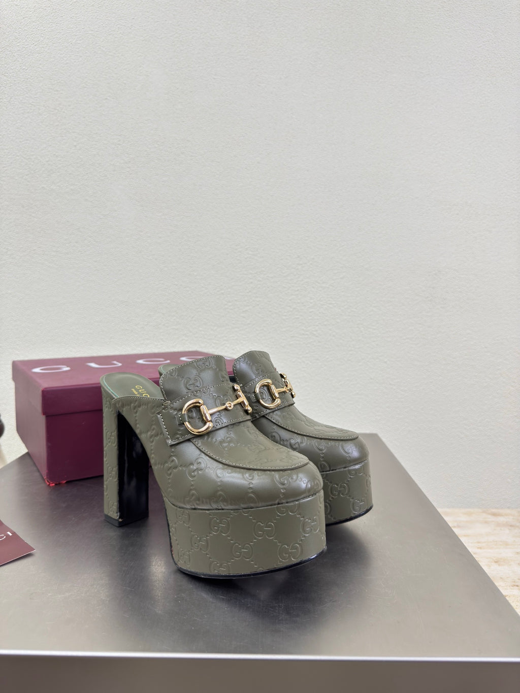 Gucci ladies platform mules in dark green, gold horsebit buckle with chunky heel