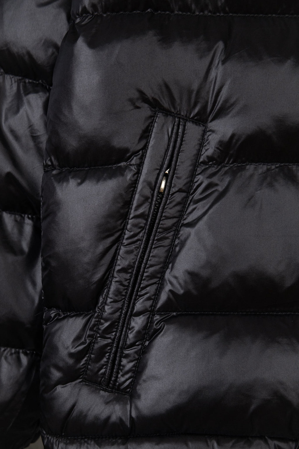 Moncler long puffer jacket front quilting with zipper seam