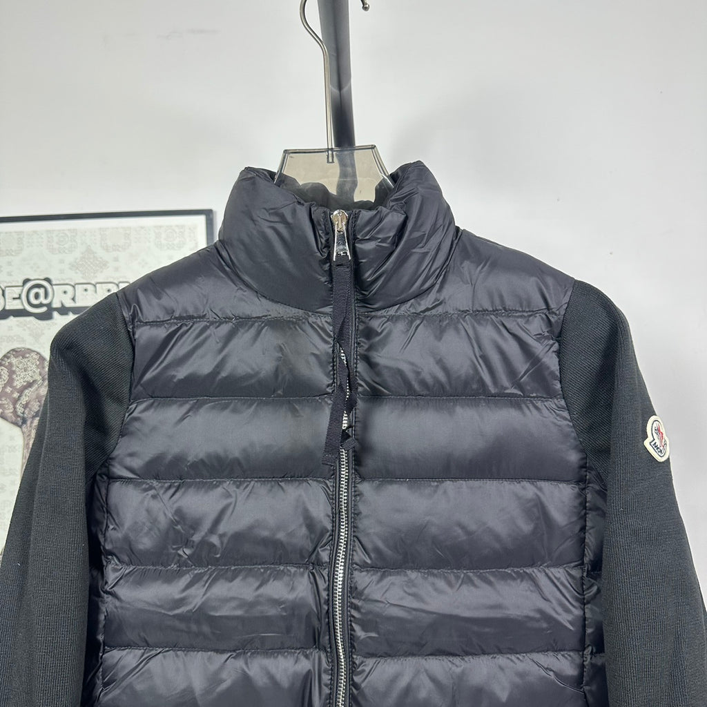 Moncler long puffer jacket, quilted dark body with full-zip closure and stand collar
