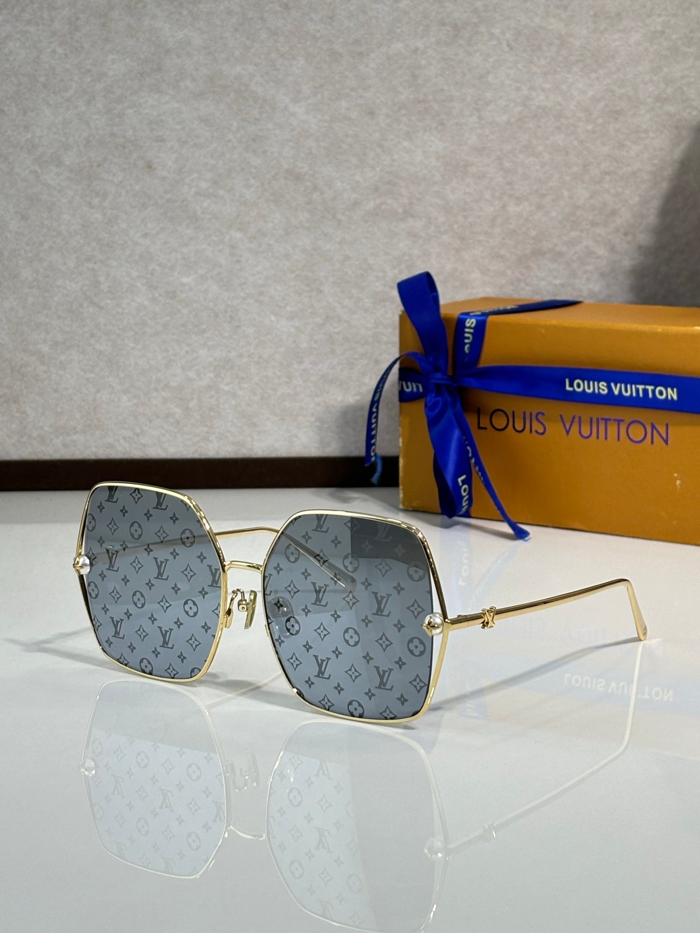 Louis Vuitton Glasses