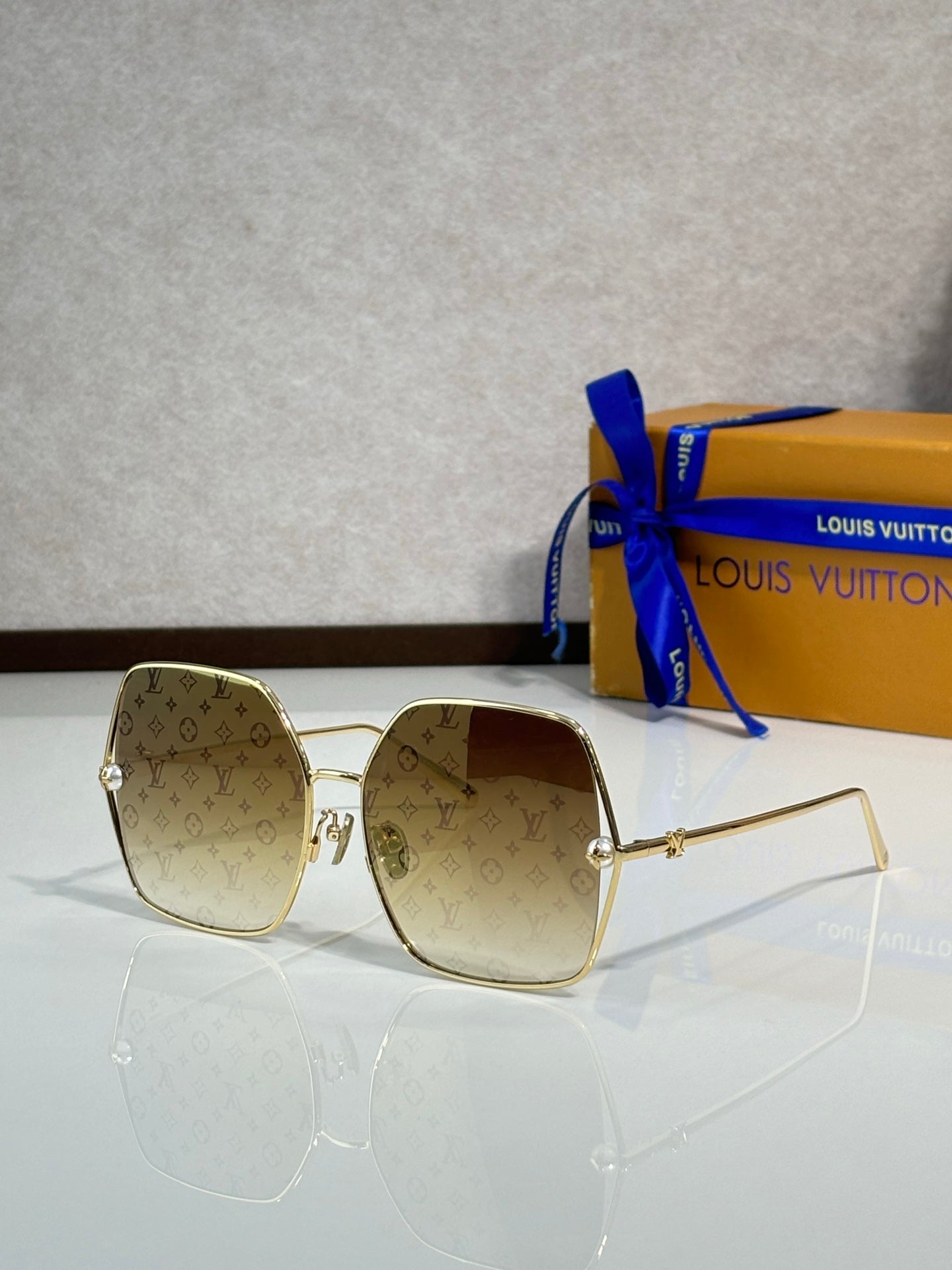 Louis Vuitton Glasses