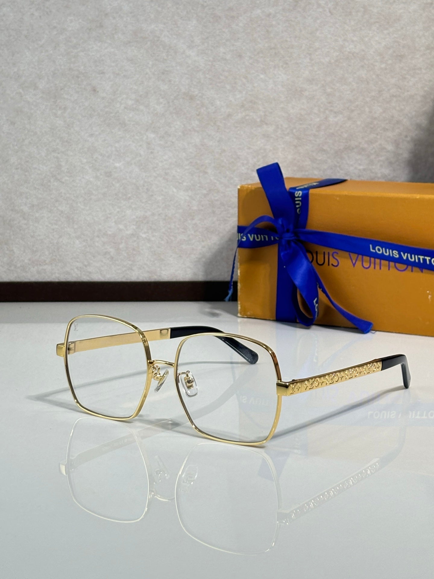 Louis Vuitton Glasses