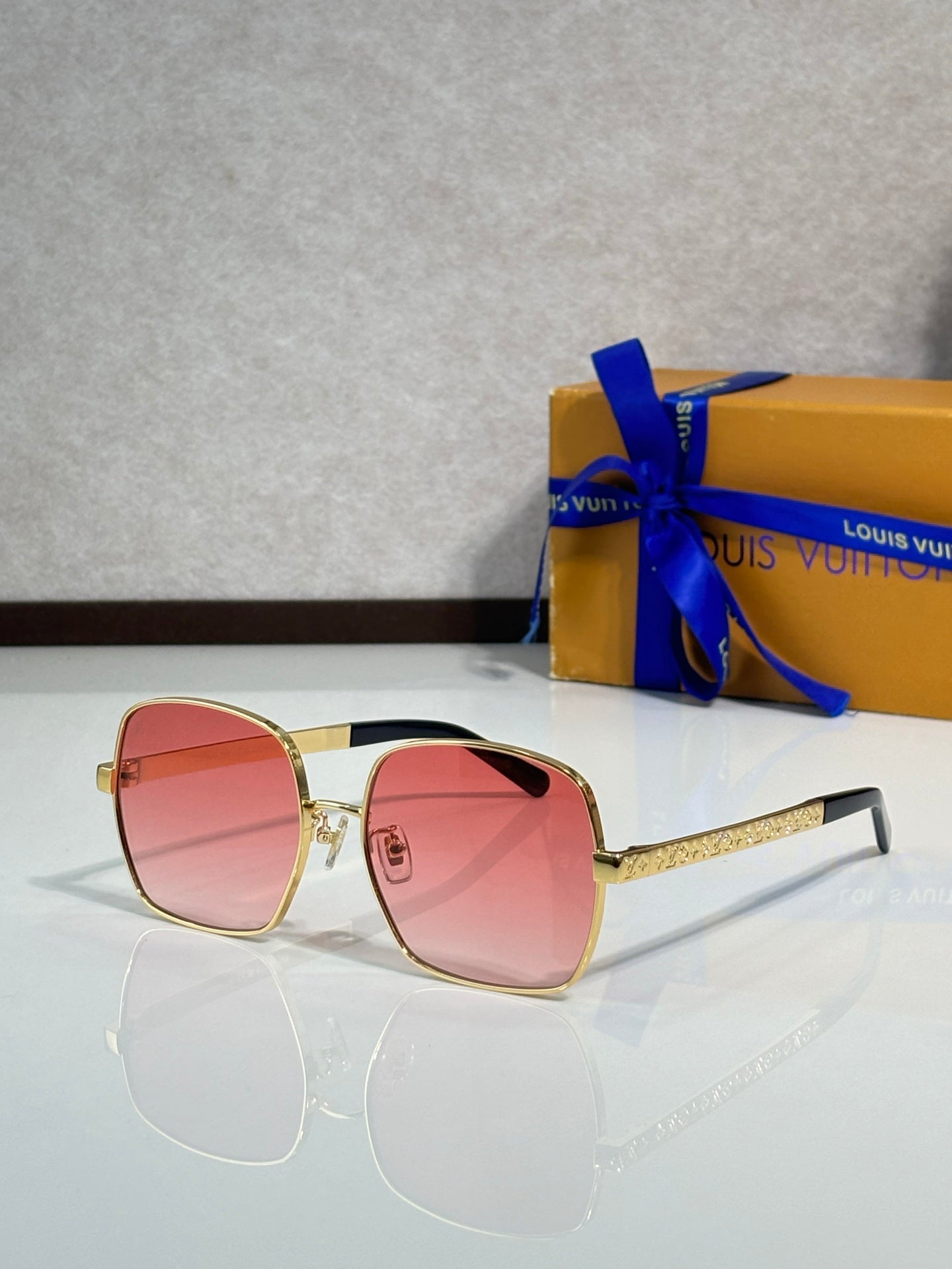 Louis Vuitton Glasses