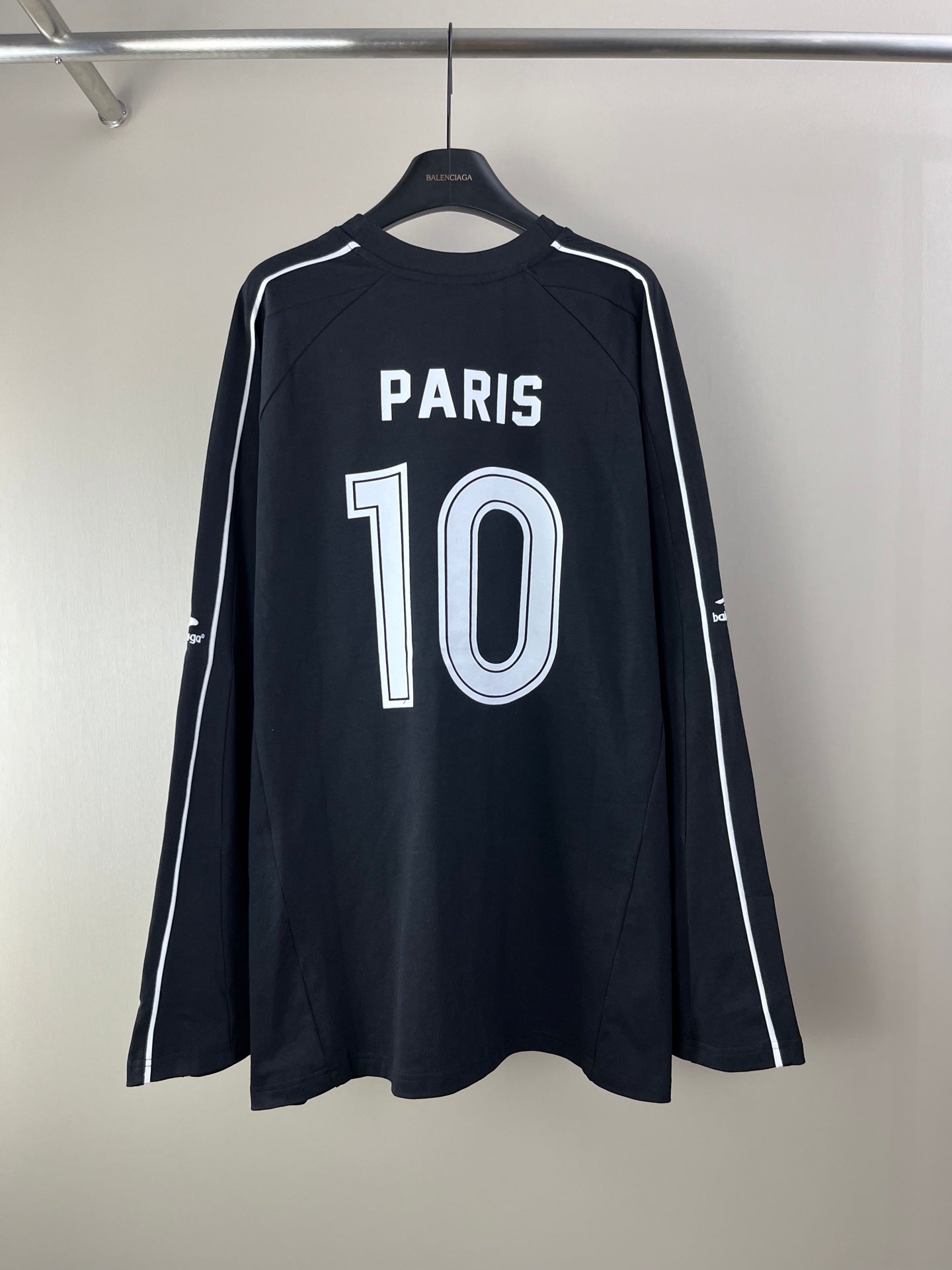 Black long-sleeve jersey with PARIS 10 print and white sleeve stripes
