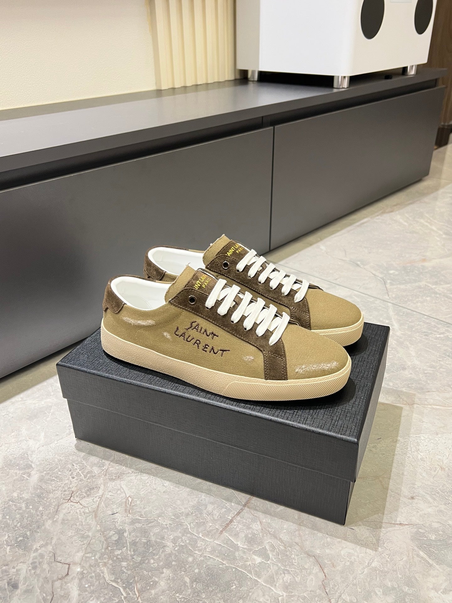 Luxury Shoes YSL Unisex