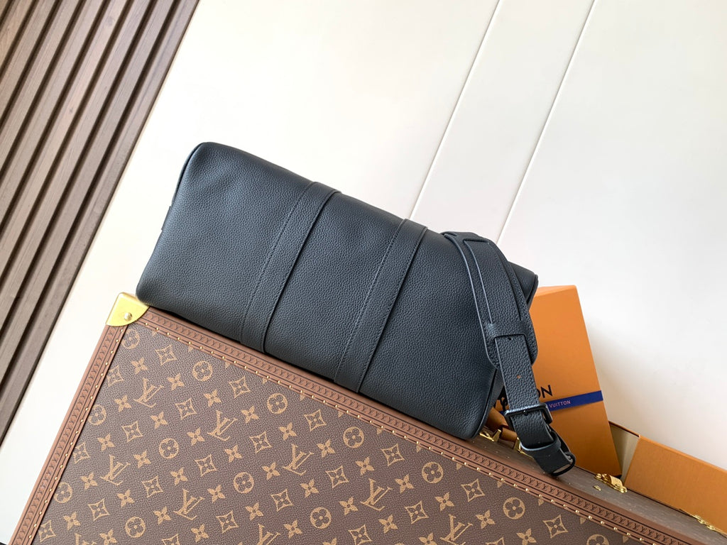 Dark blue leather men's bag with side zipper and detachable shoulder strap