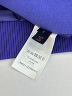 Long-sleeve sweatshirt care label and logo tag with Made in Italy text