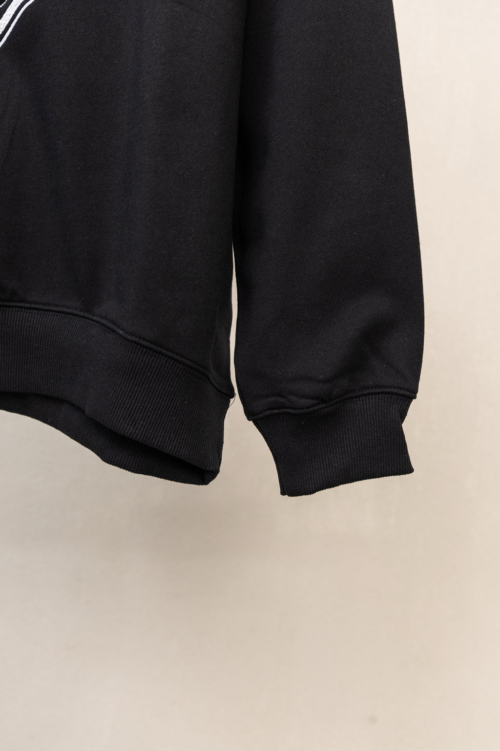 Amiri black sweatshirt with ribbed cuffs and hem