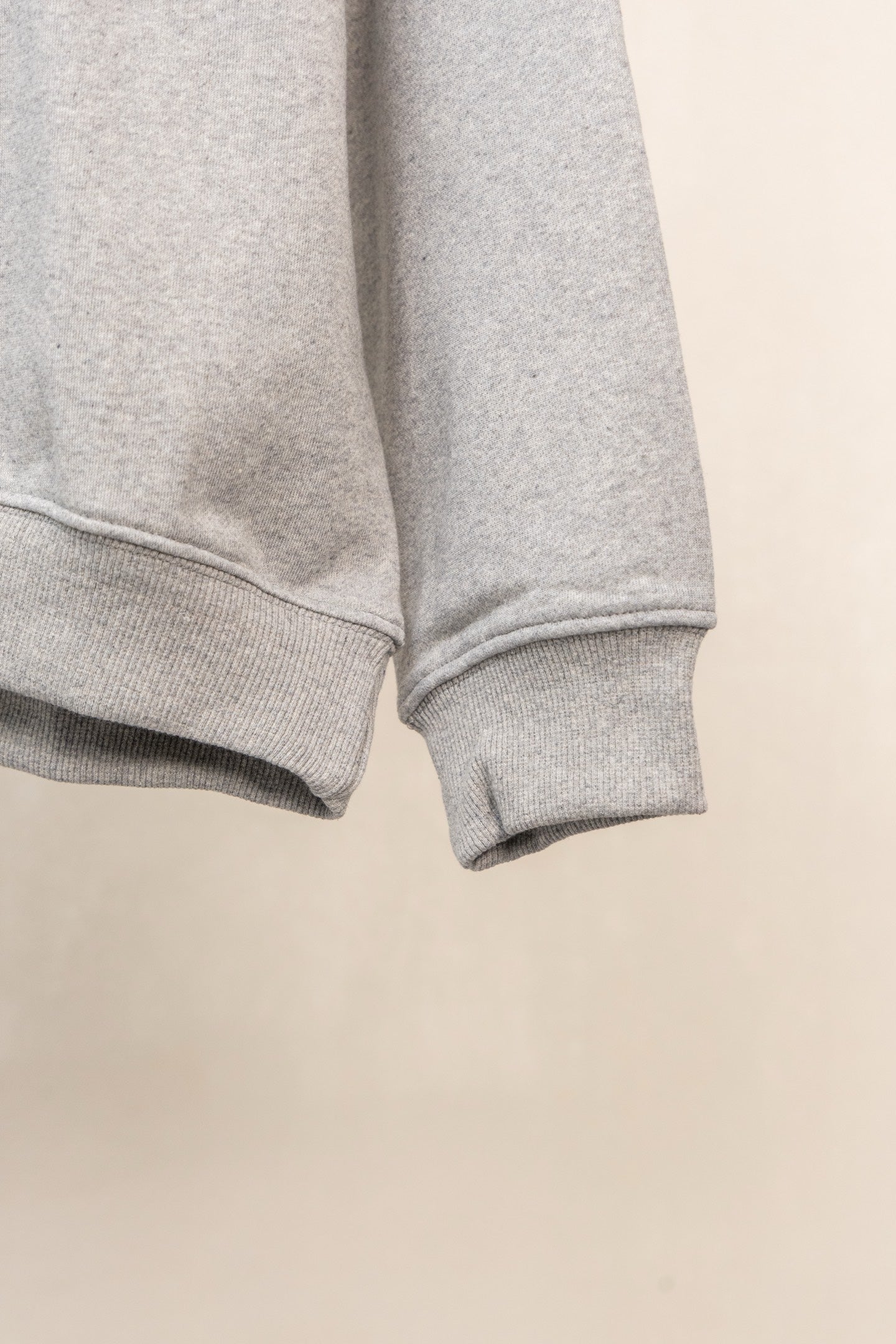 Amiri sweatshirt sleeves with ribbed cuffs and stitched hem