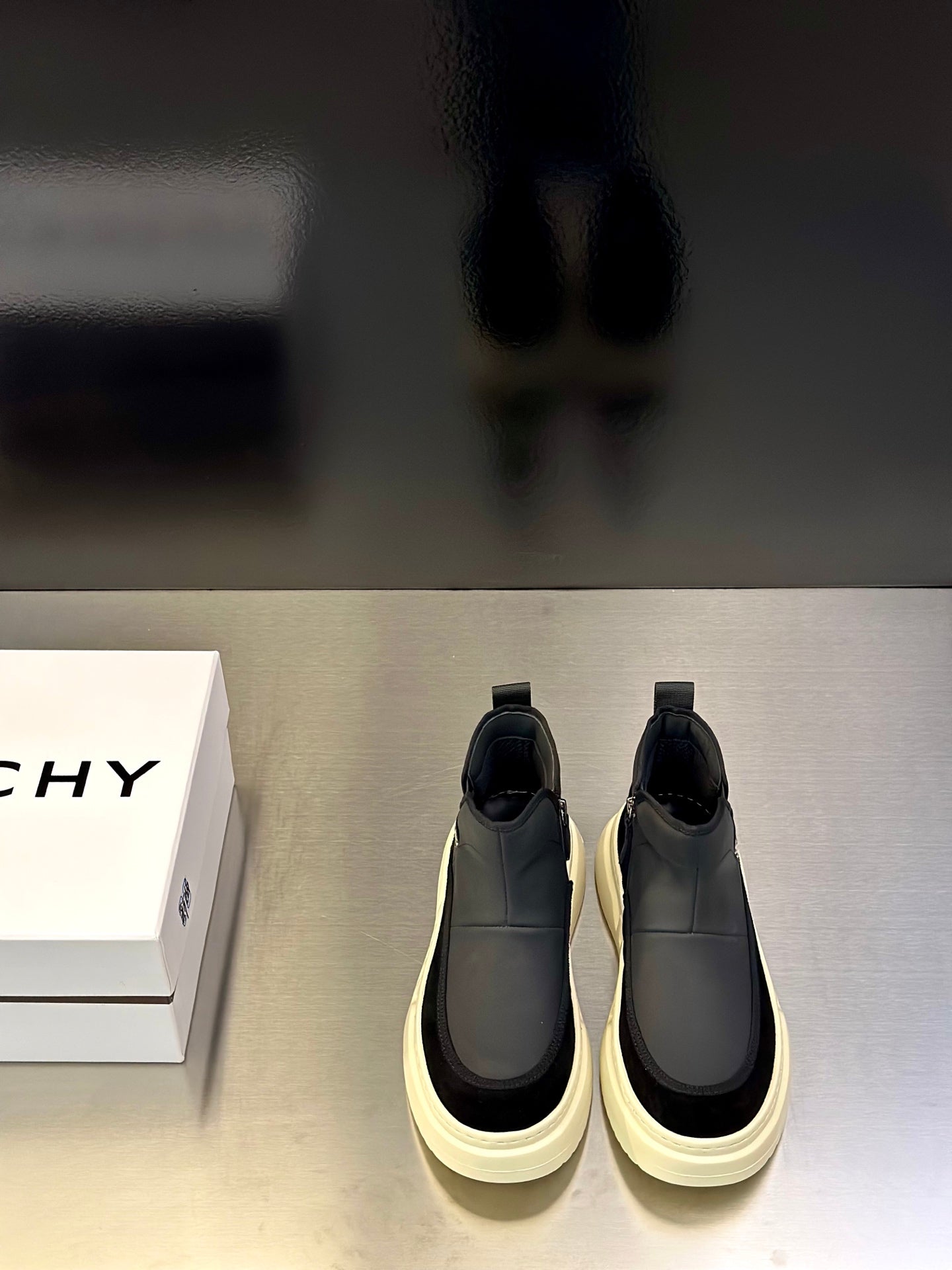 Luxury Shoes Givenchy