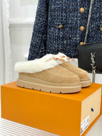 Ladies Louis Vuitton tan suede shearling slip-on shoes with cream fur trim