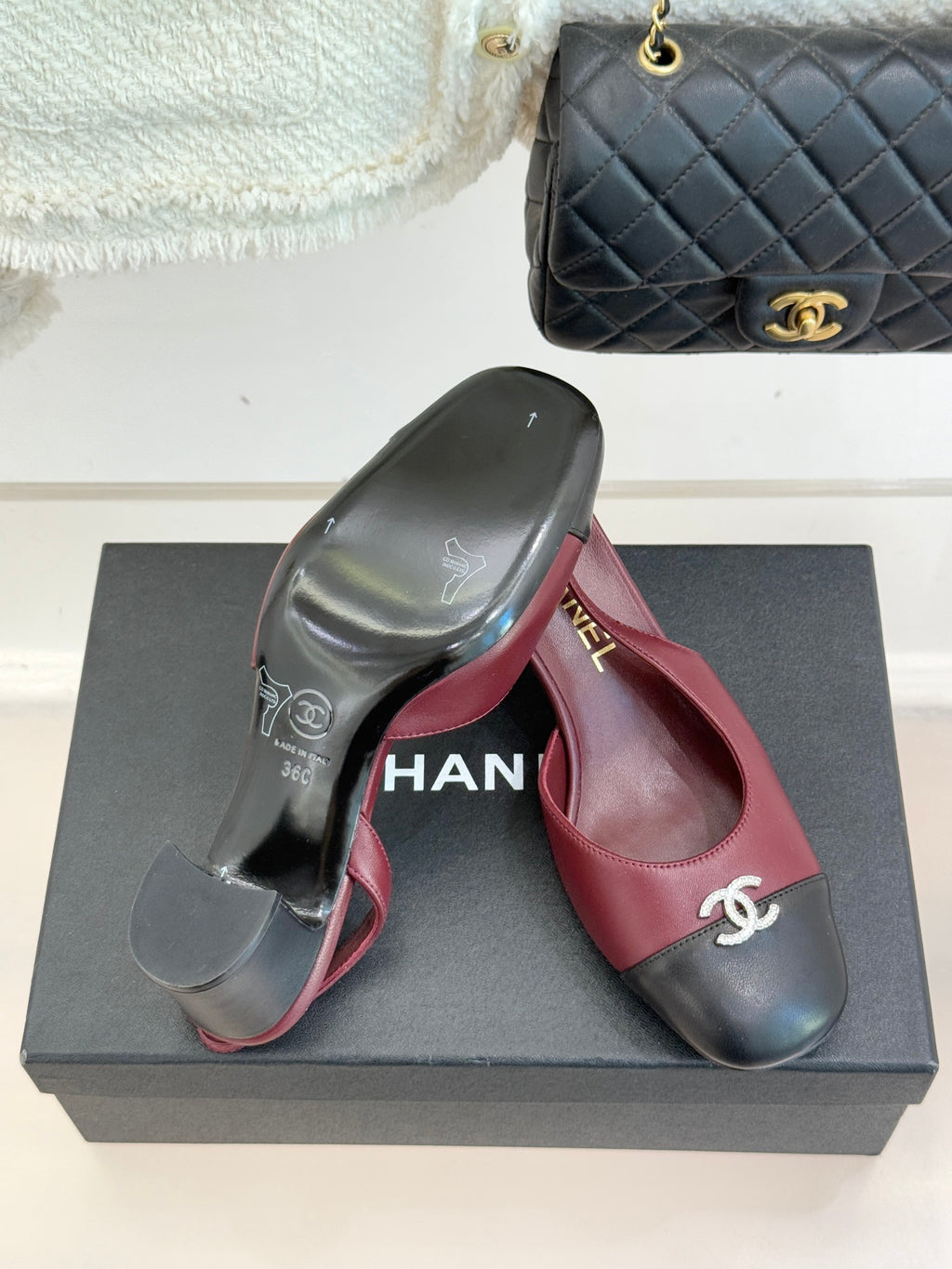 Chanel ladies two-tone slingback pumps, burgundy insole with black and gold CC detail