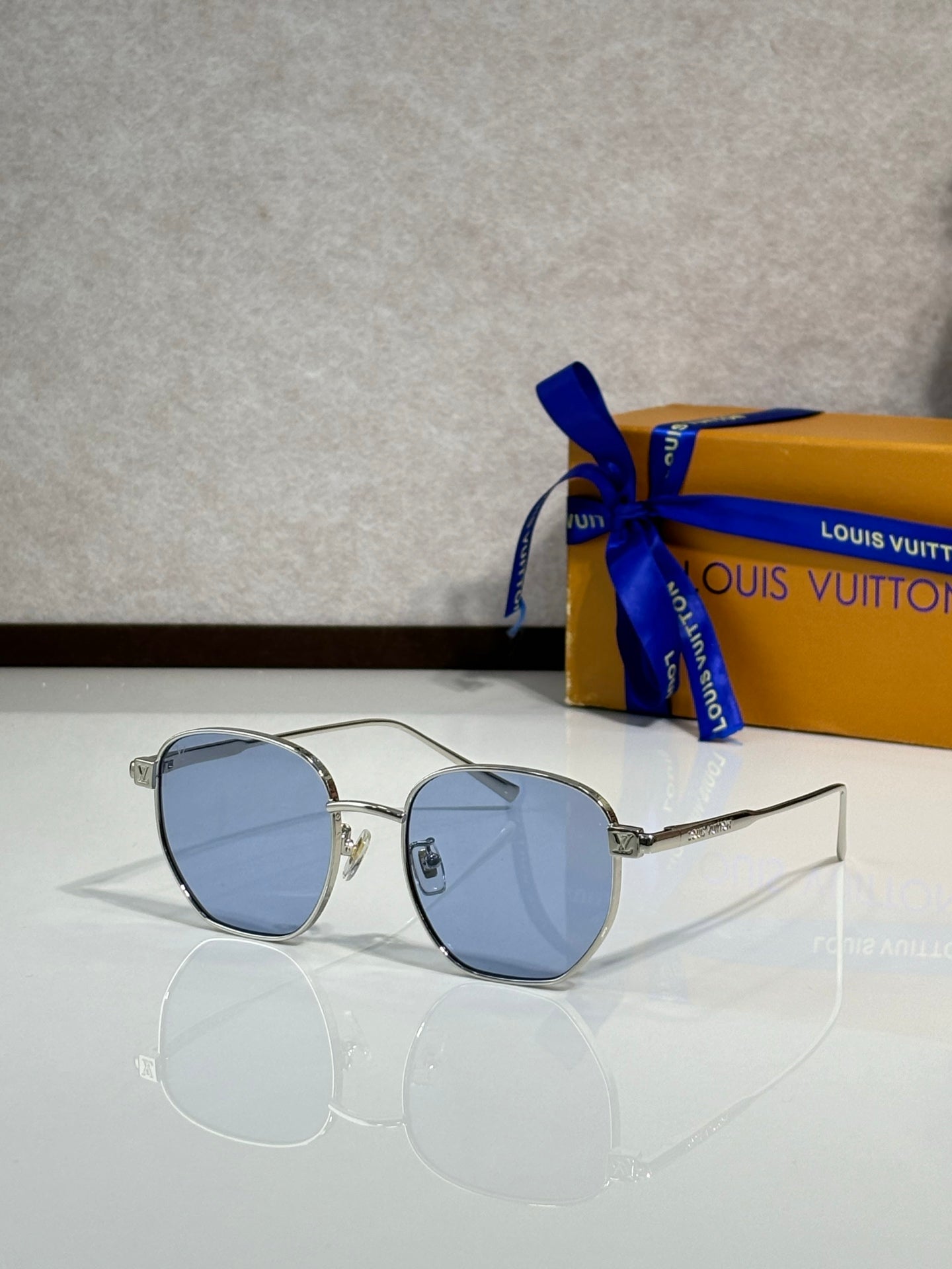 Louis Vuitton Glasses