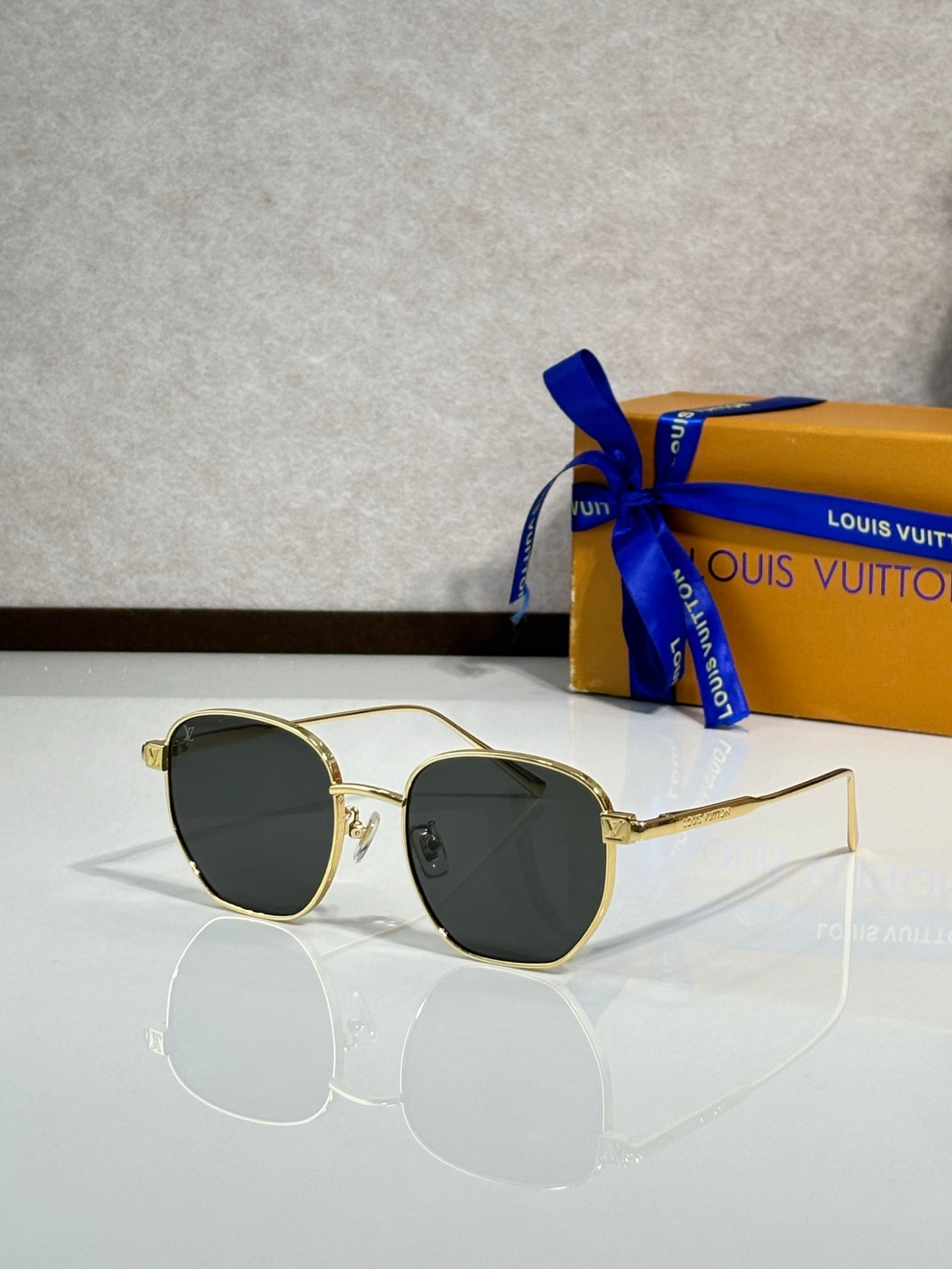 Louis Vuitton Glasses