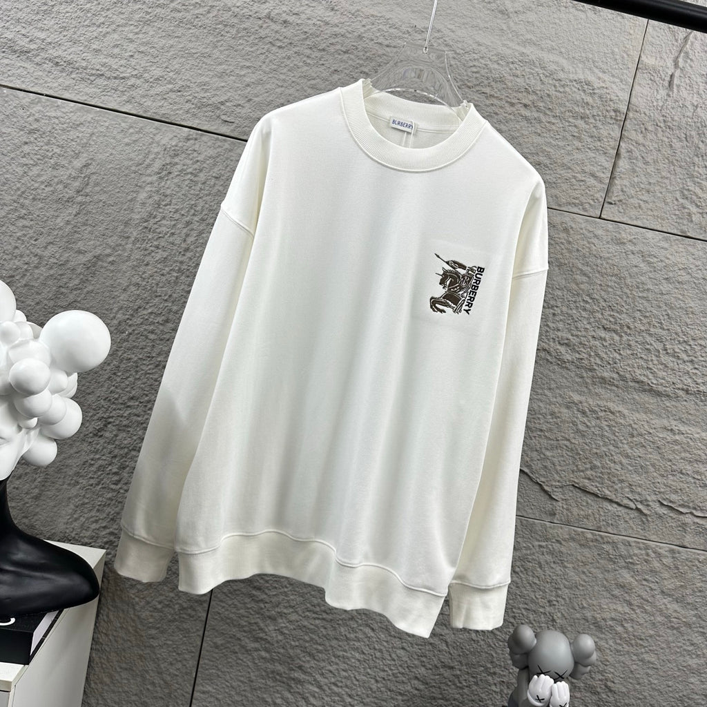 Men's Burberry white crewneck sweatshirt with long sleeves and chest logo embroidery
