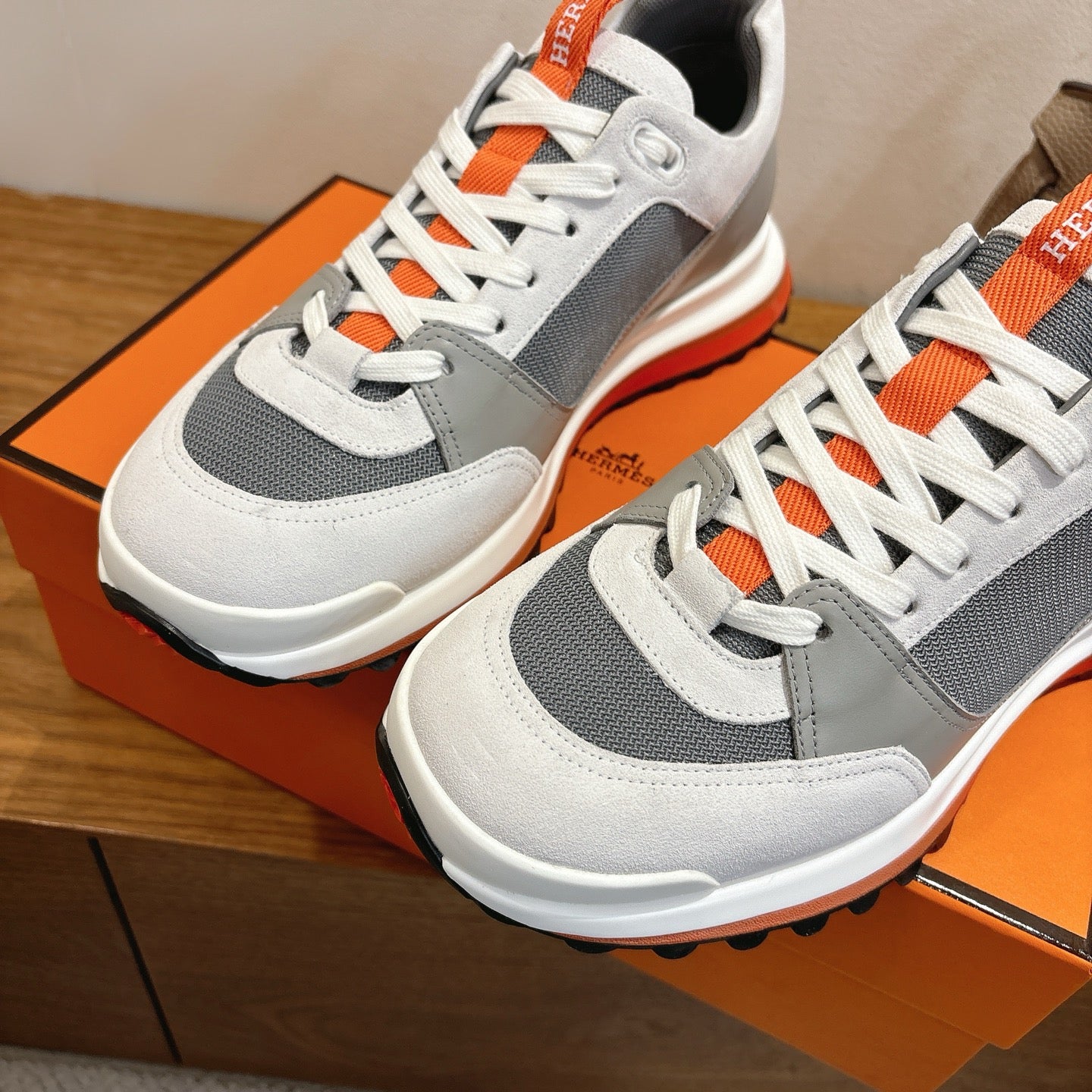 Luxury Shoes Hermes Unisex