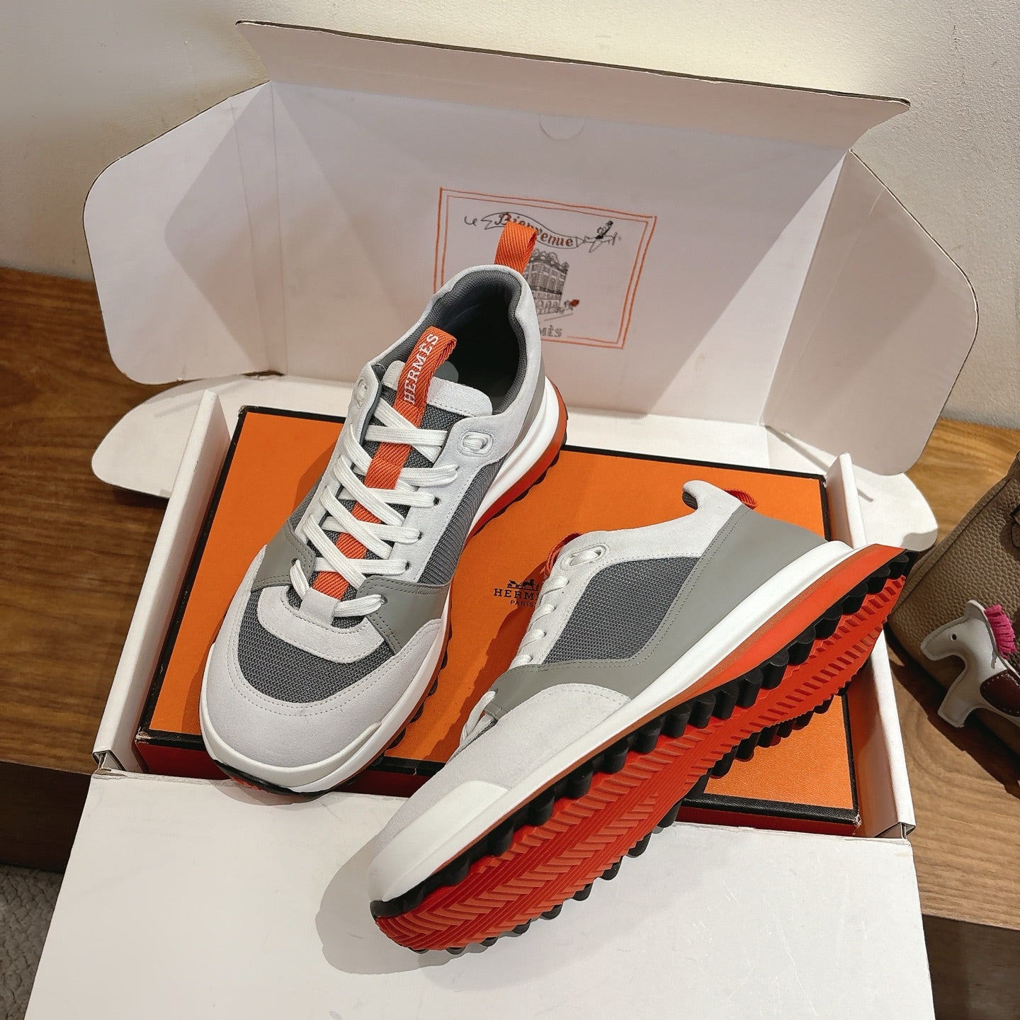 Luxury Shoes Hermes Unisex