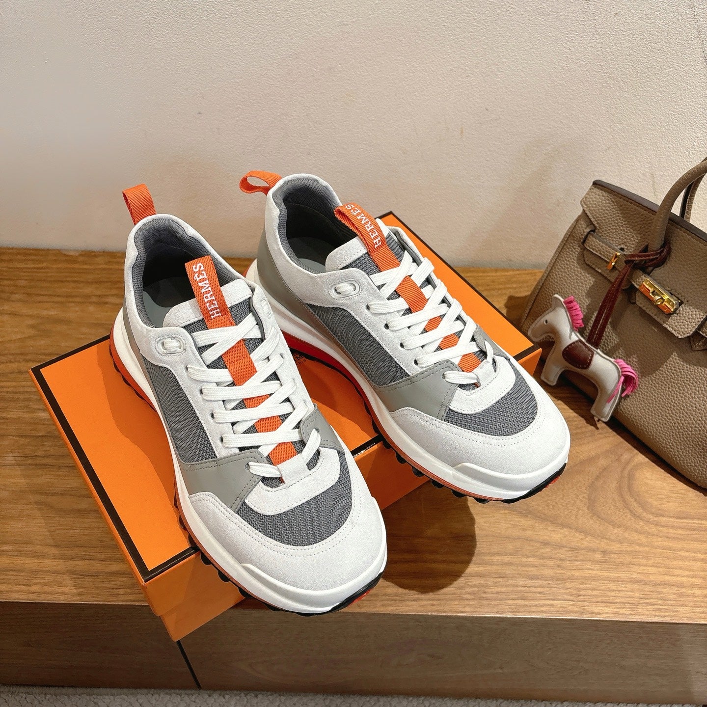 Luxury Shoes Hermes Unisex