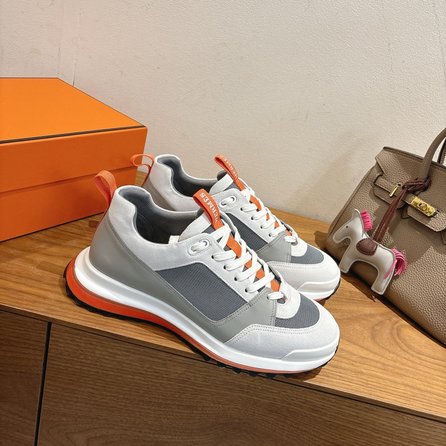 Luxury Shoes Hermes Unisex