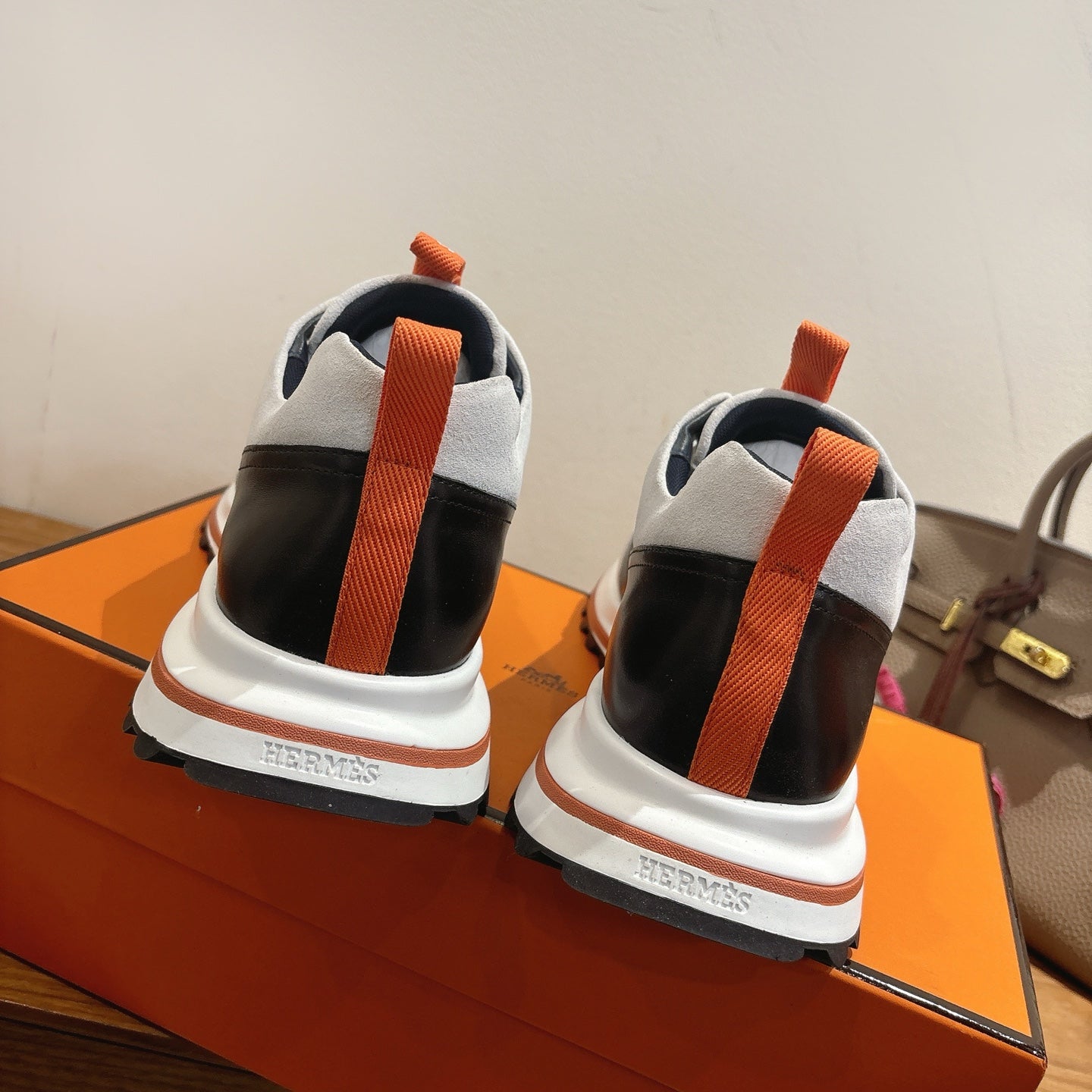 Luxury Shoes Hermes Unisex