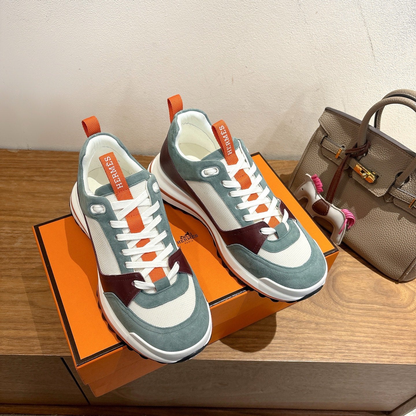 Luxury Shoes Hermes Unisex