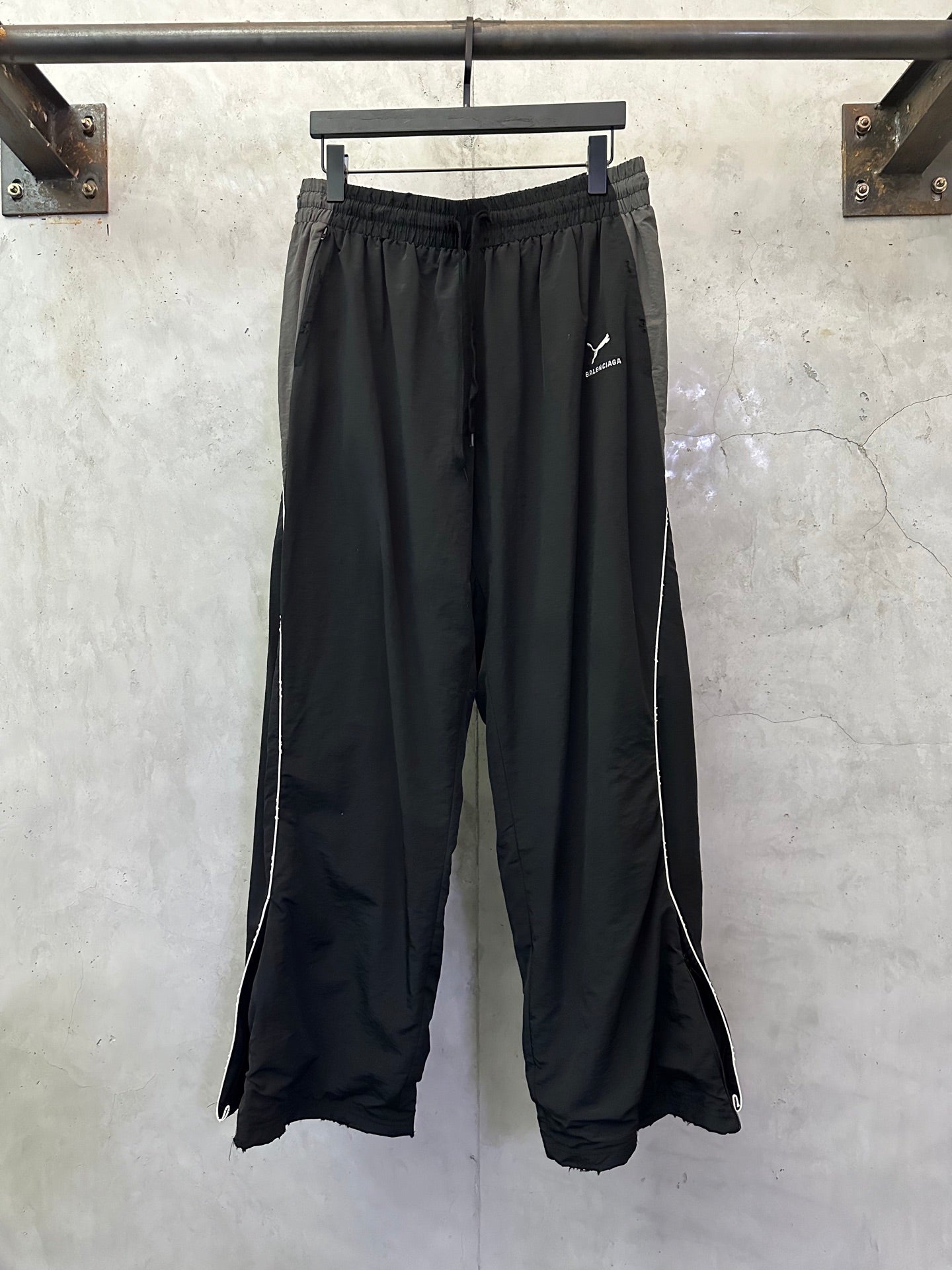 Clothes Balenciaga pants
