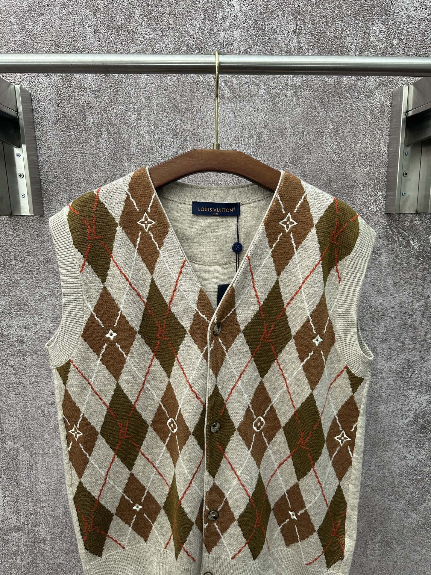 Louis Vuitton argyle sleeveless sweater vest, brown and red diamond pattern