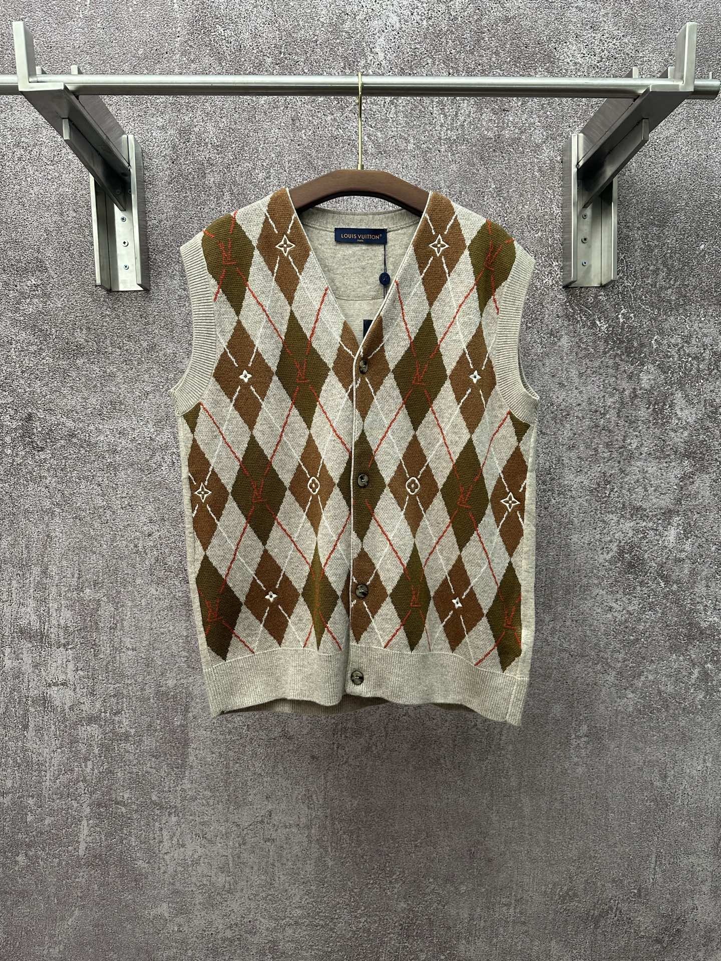 Louis Vuitton argyle sleeveless sweater vest, beige with brown and red diamonds