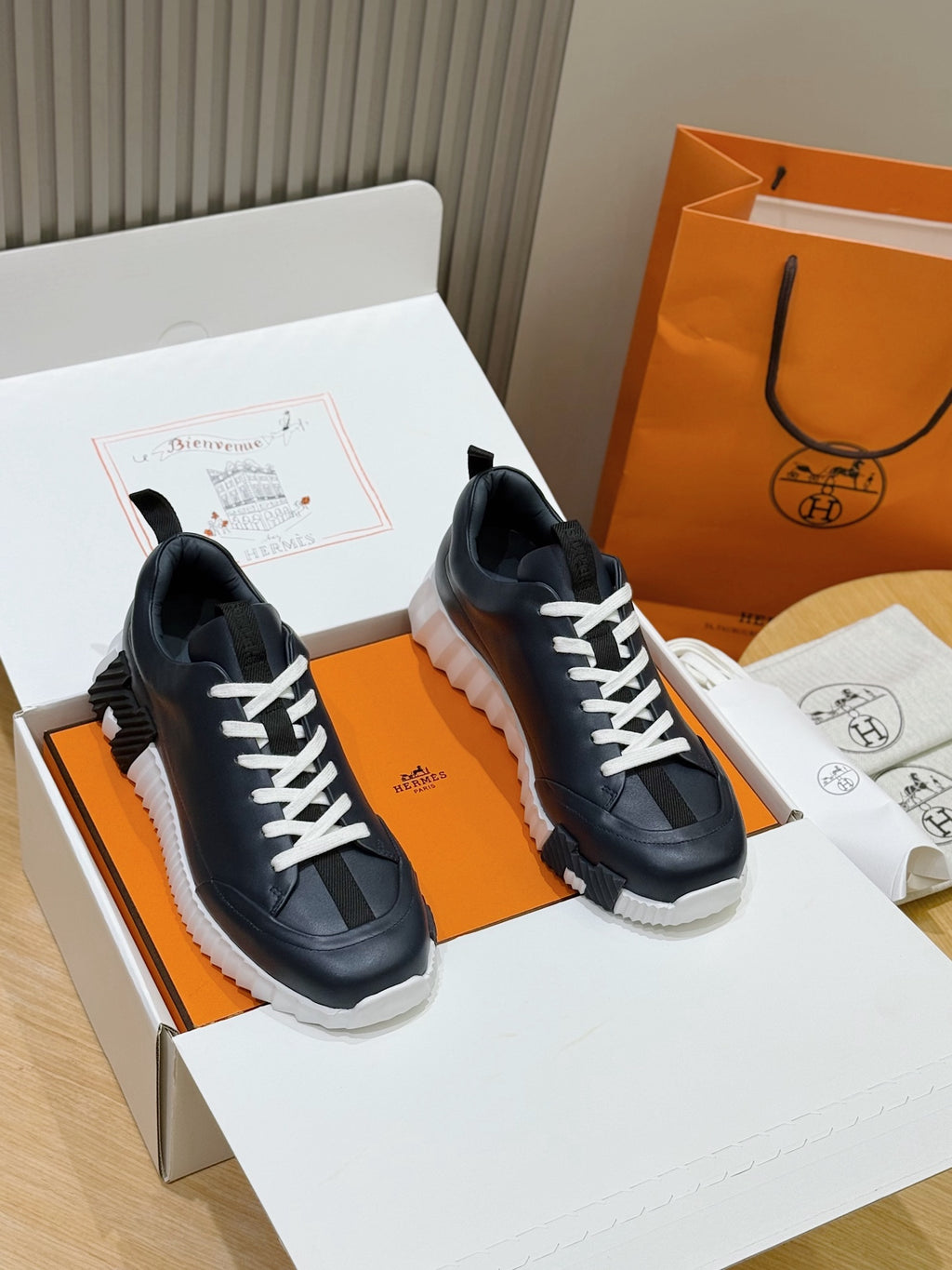 Unisex lace-up sneakers in dark navy with white laces and chunky white sole
