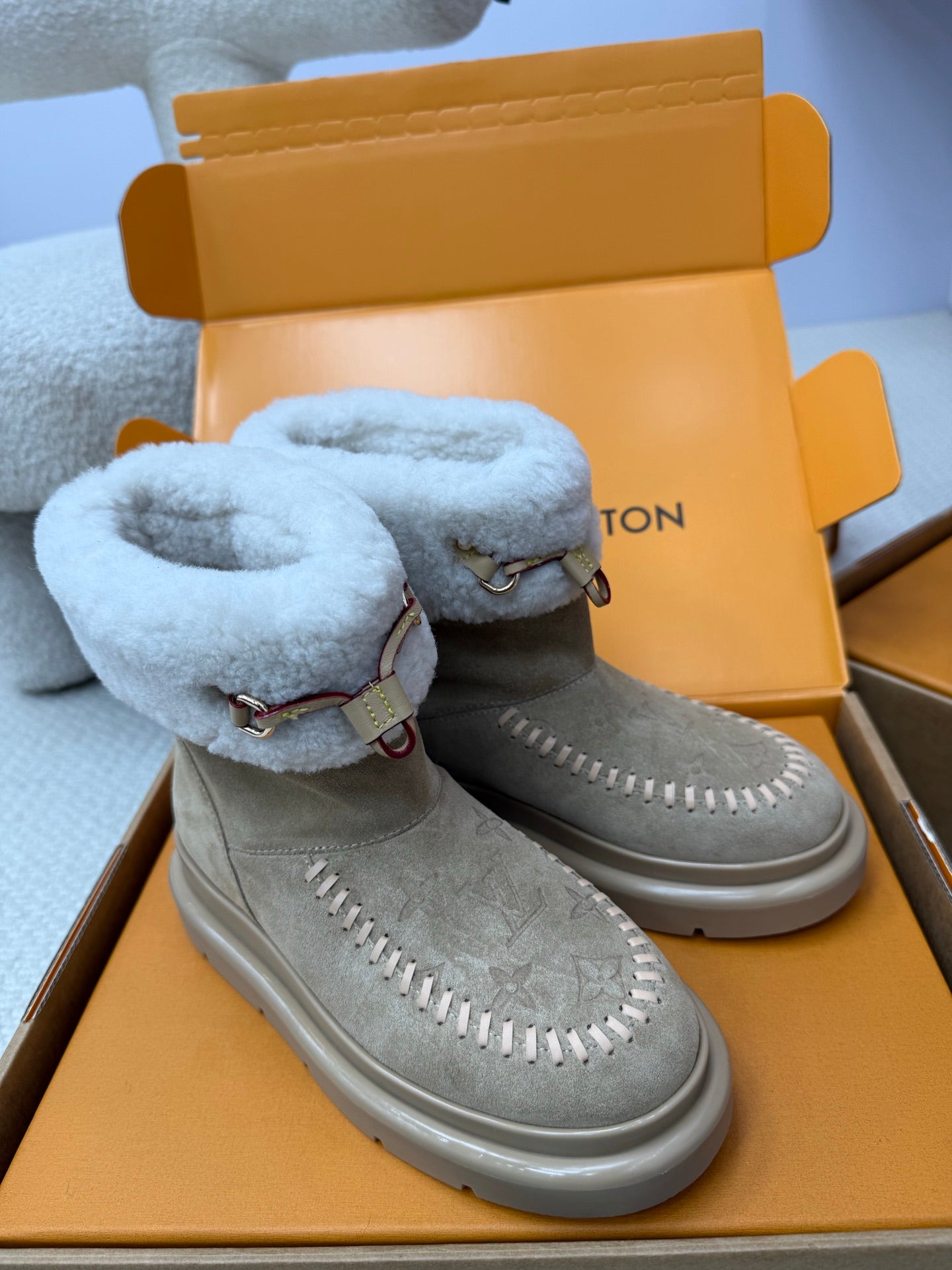 Louis Vuitton women's gray suede ankle boots with light blue shearling cuff and strap