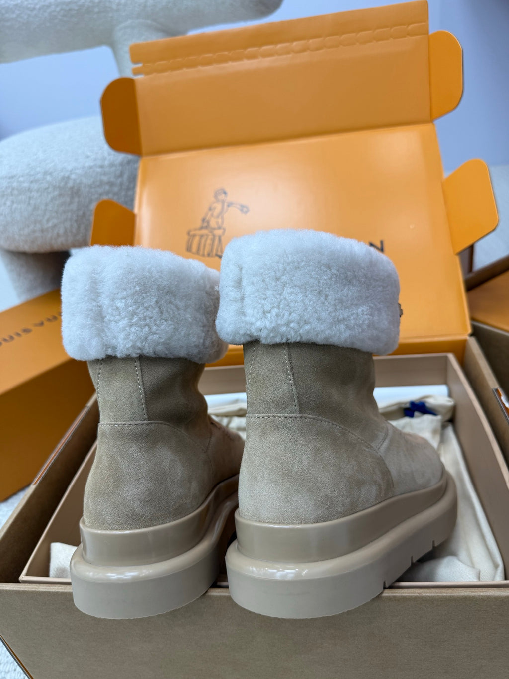 Louis Vuitton women's gray suede boots with light blue shearling cuffs and thick rubber sole