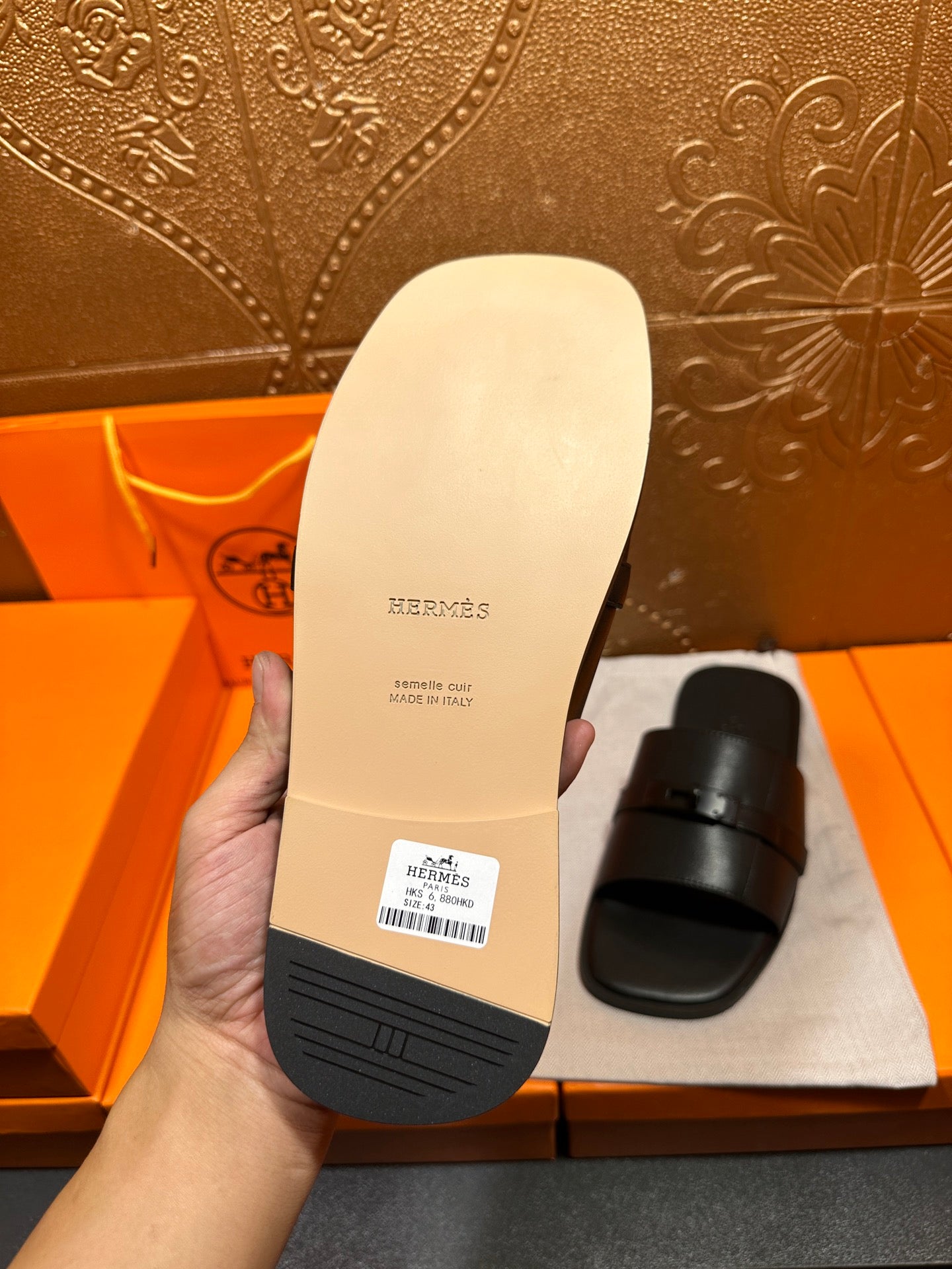 Hermes slide sandal outsole and footbed in beige with Hermes stamp