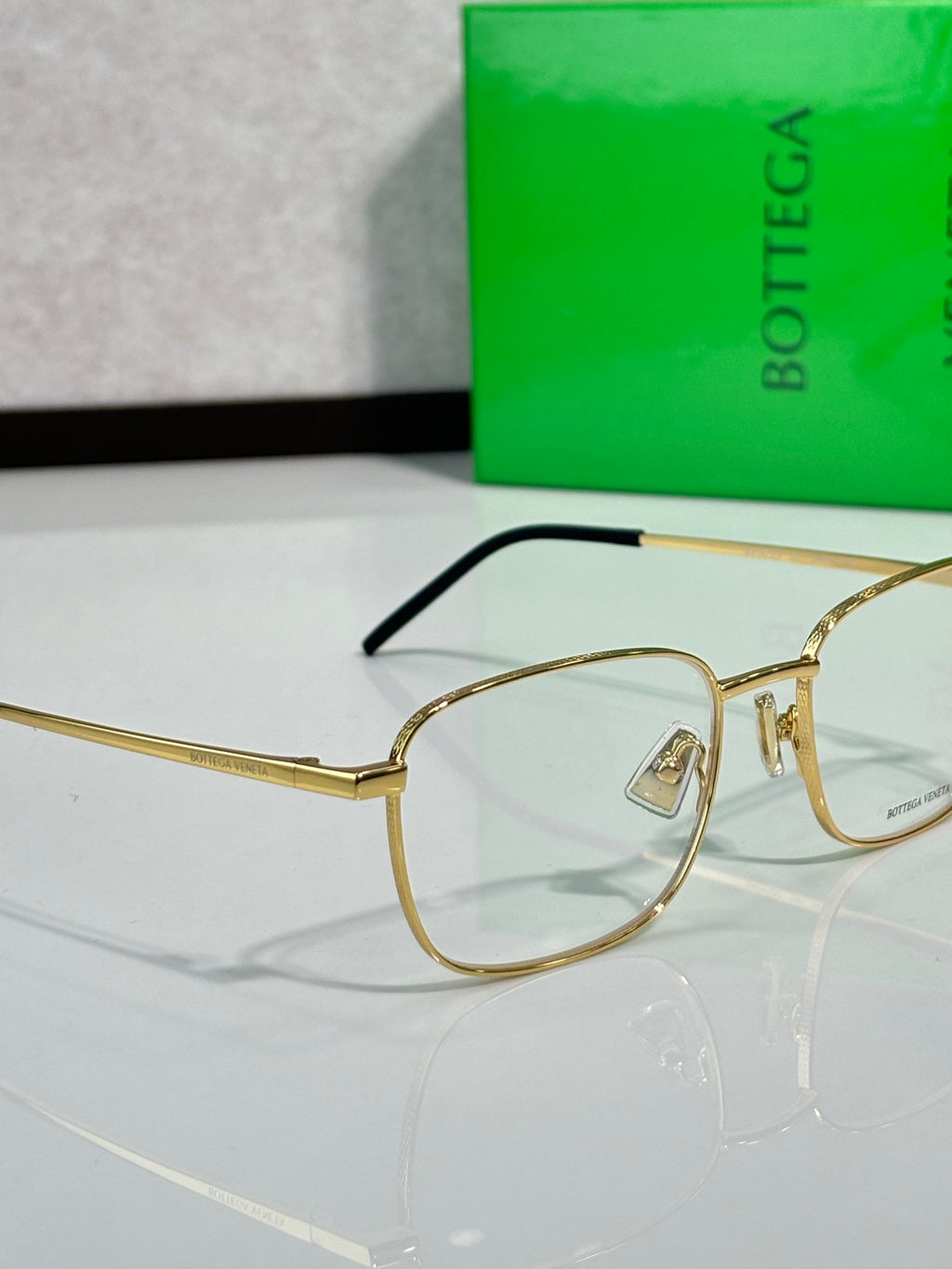 Bottega Veneta Glasses