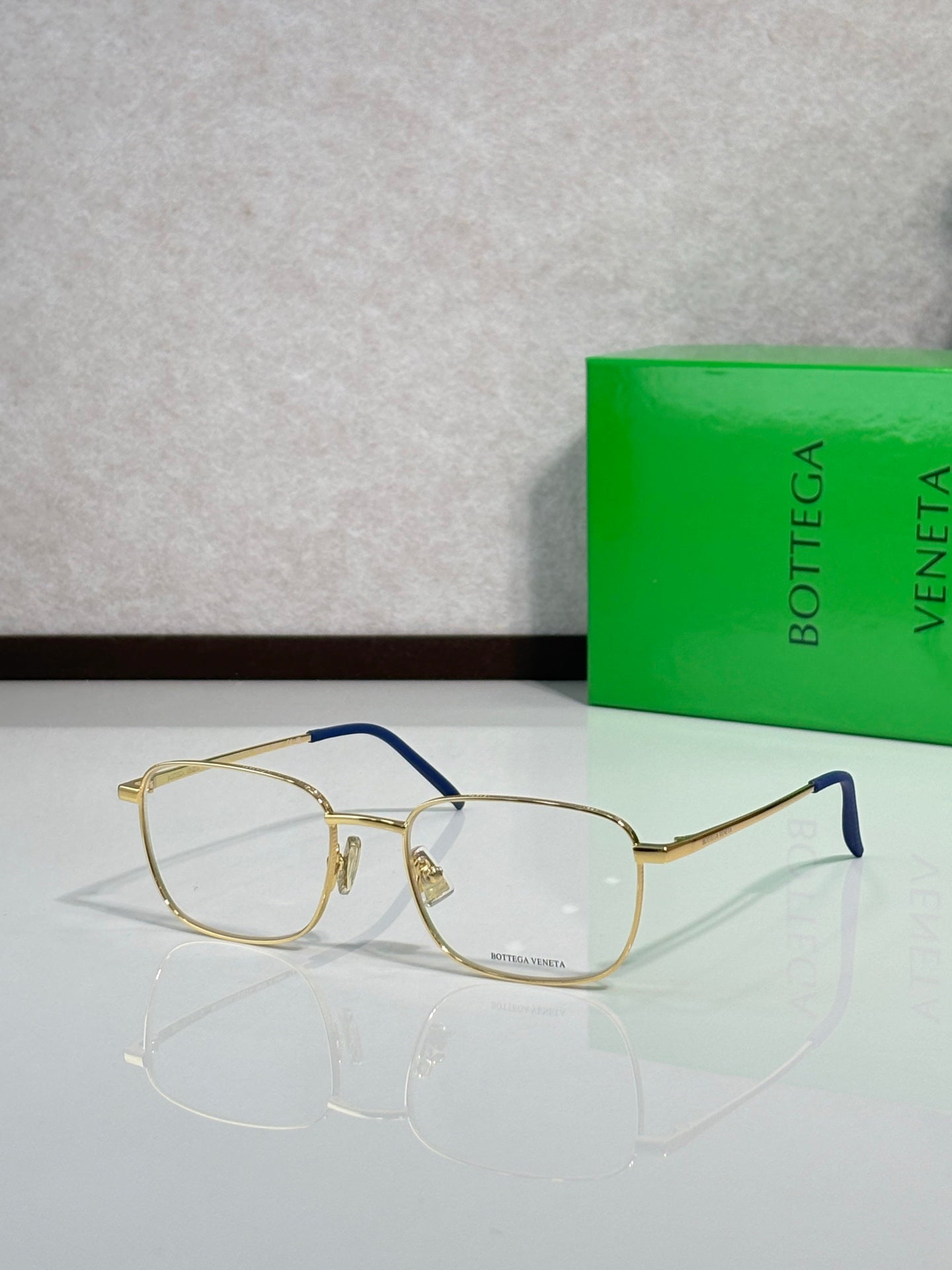 Bottega Veneta Glasses