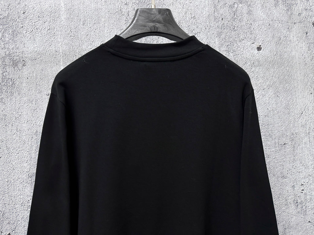 Black long-sleeve sweatshirt with crew neck, plain back