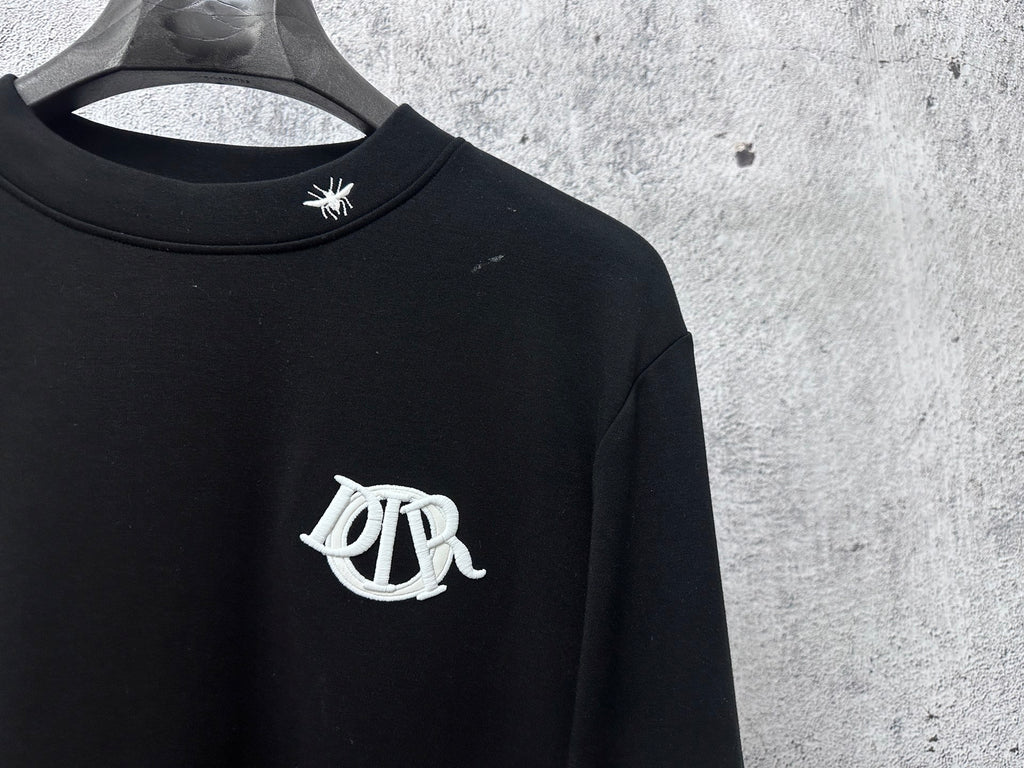 Dior long-sleeve sweatshirt neckline with small white logo embroidery