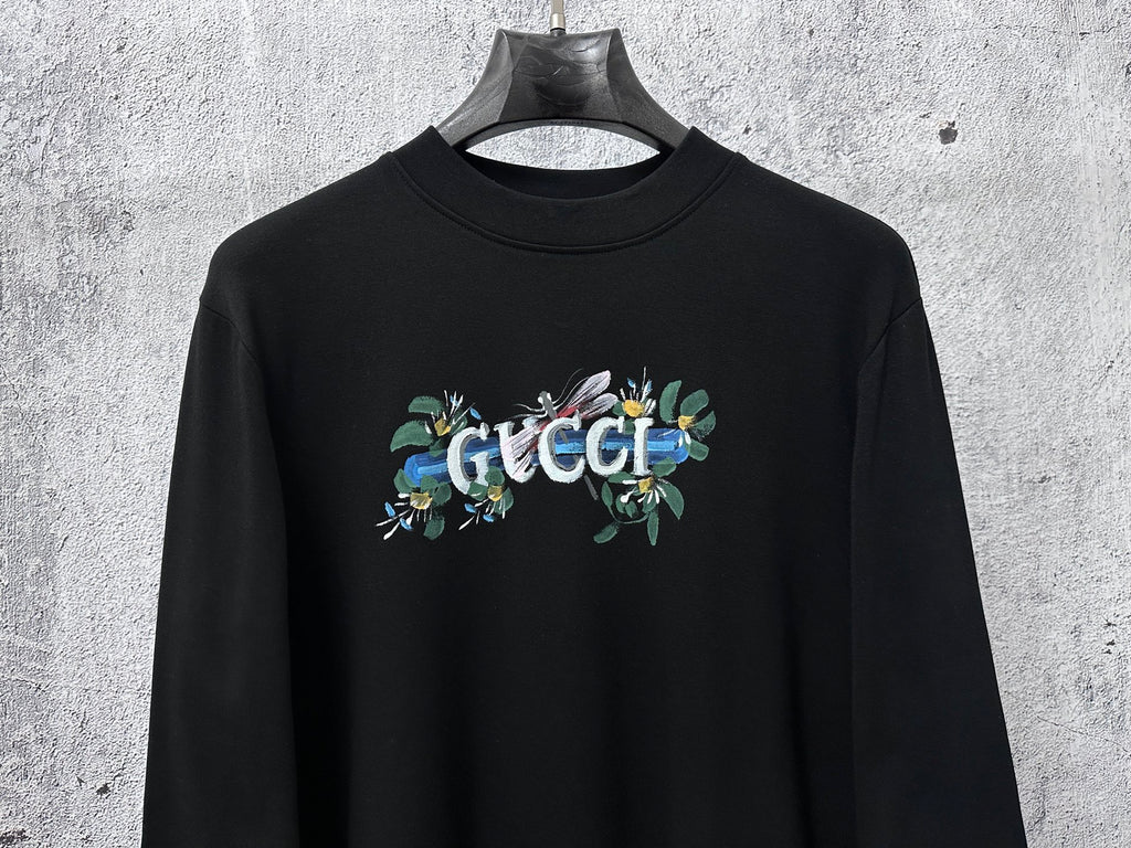 Black long-sleeve sweatshirt with Gucci floral chest logo