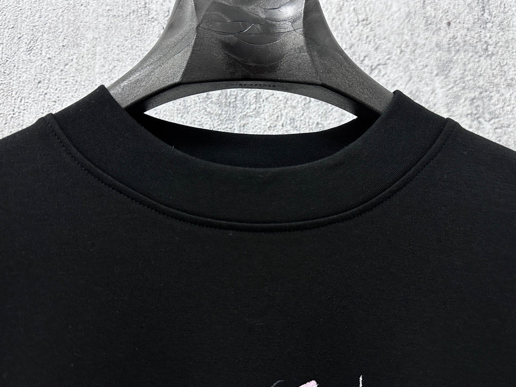 Black crew-neck sweatshirt with ribbed collar