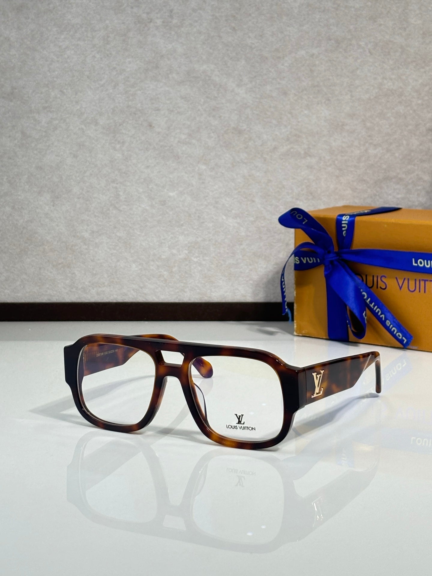 Louis Vuitton Glasses