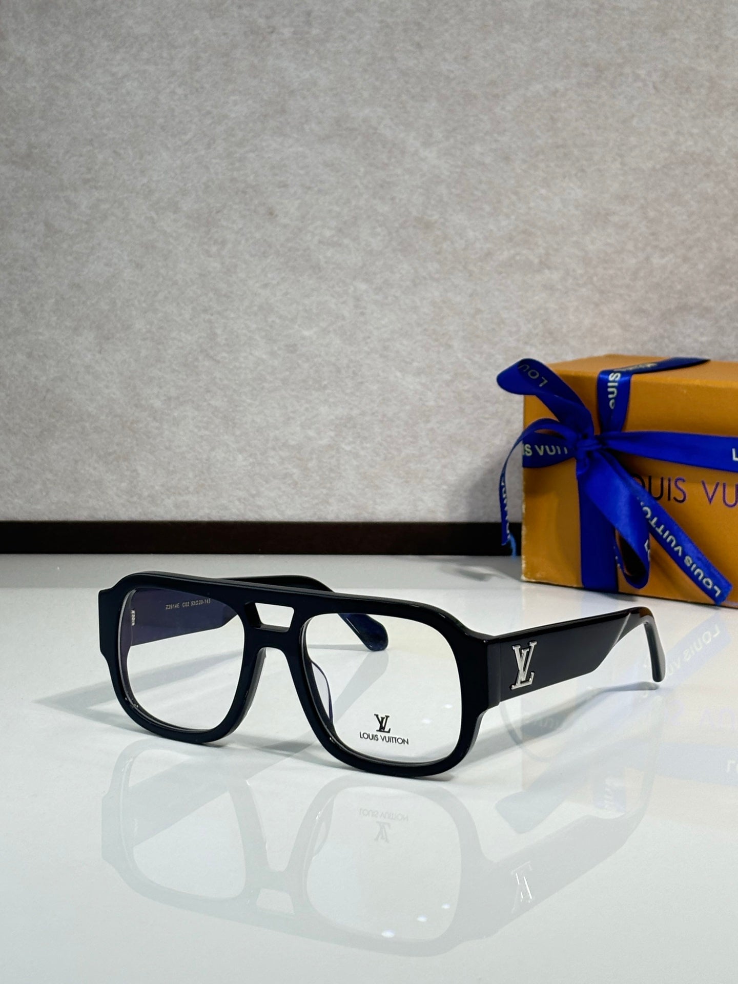 Louis Vuitton Glasses