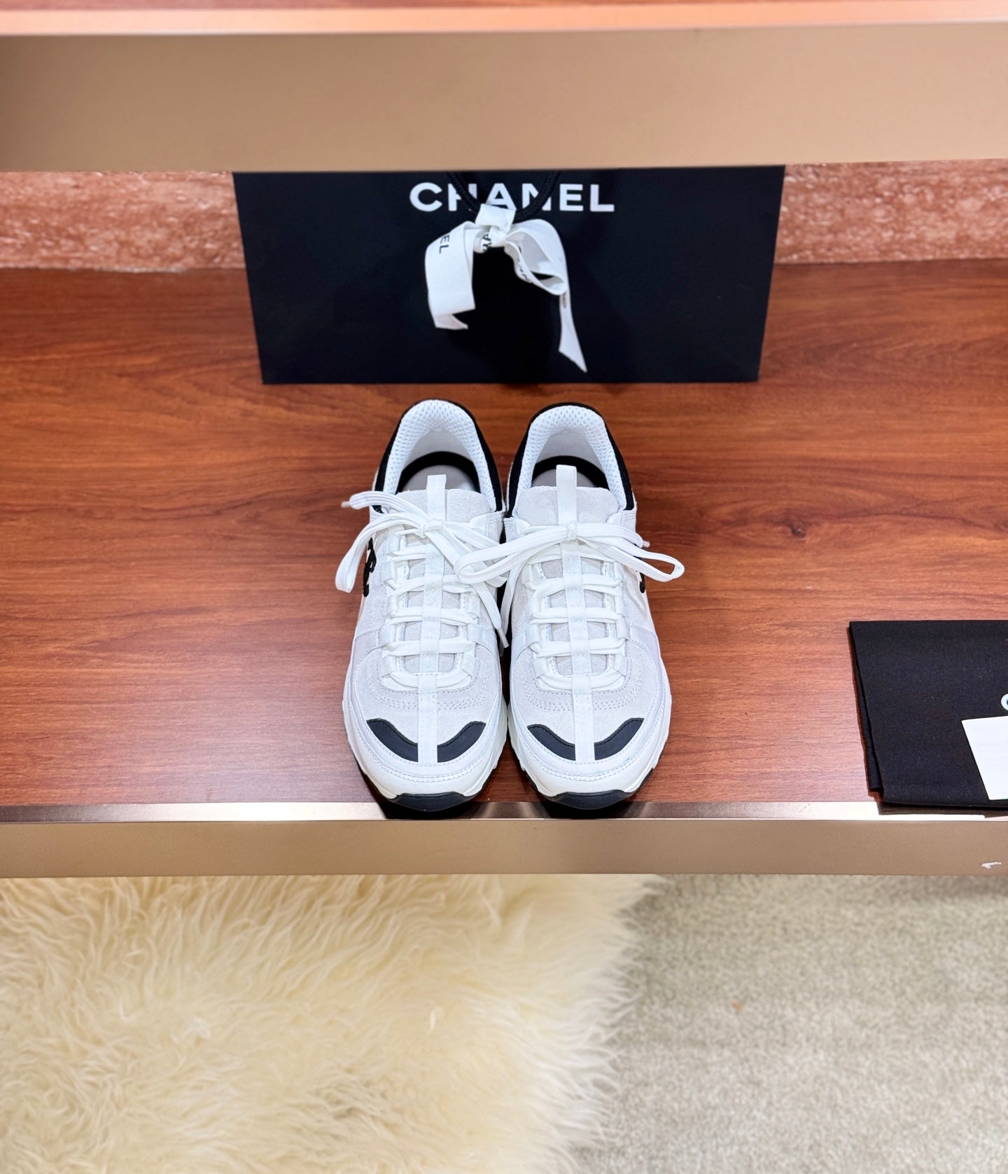 Luxury Shoes Chanel Unisex