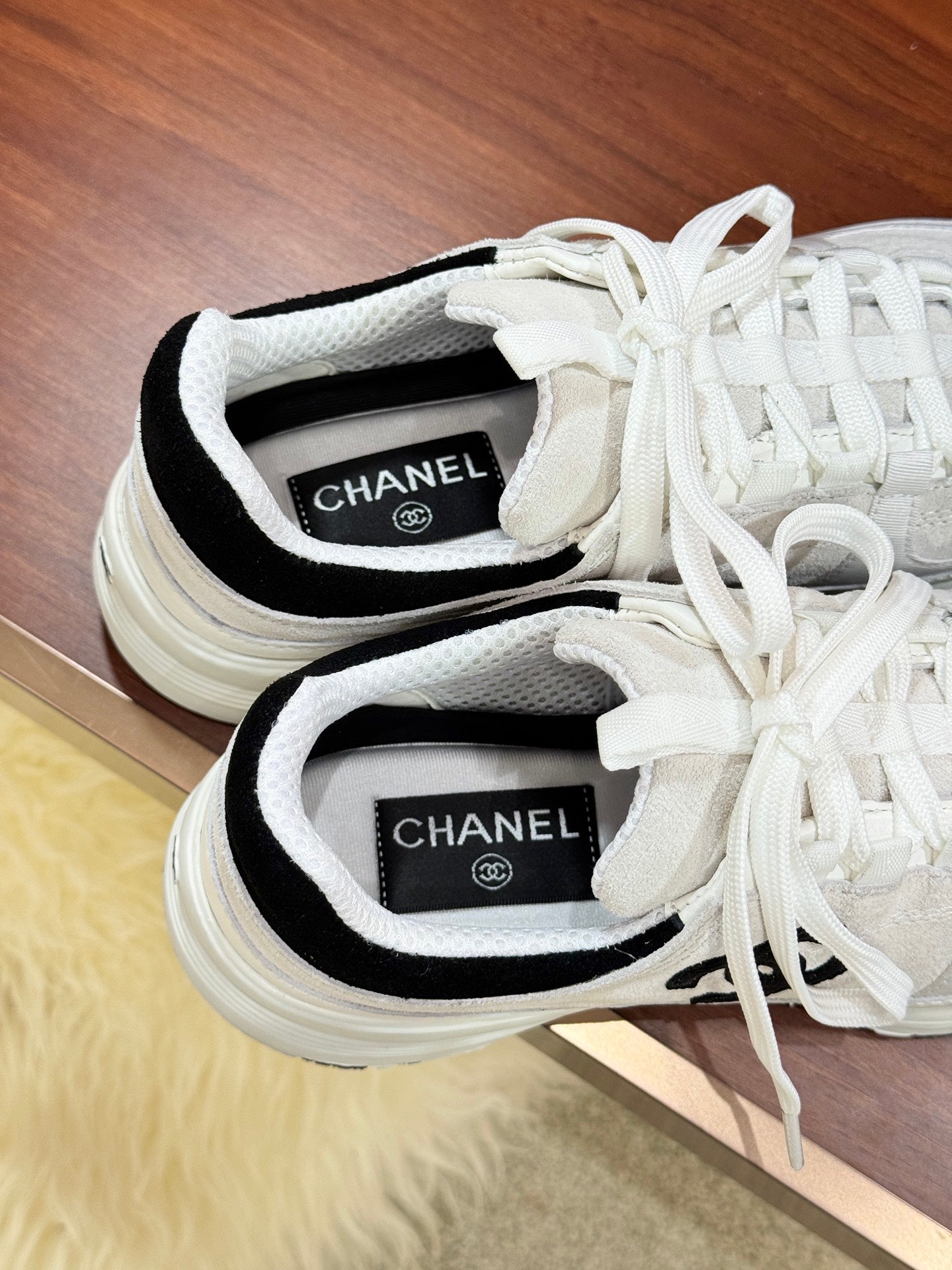 Luxury Shoes Chanel Unisex