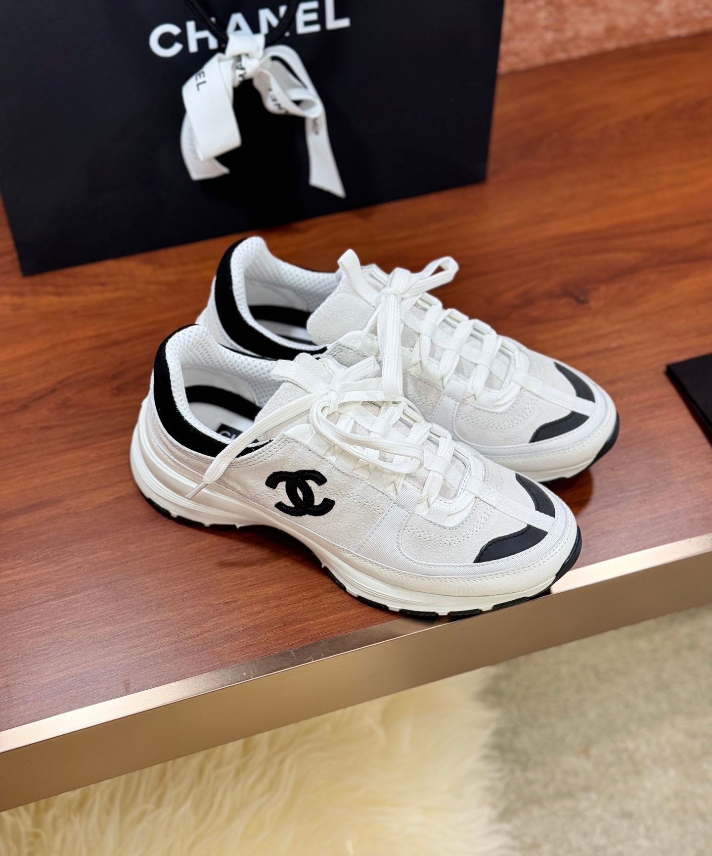 Luxury Shoes Chanel Unisex