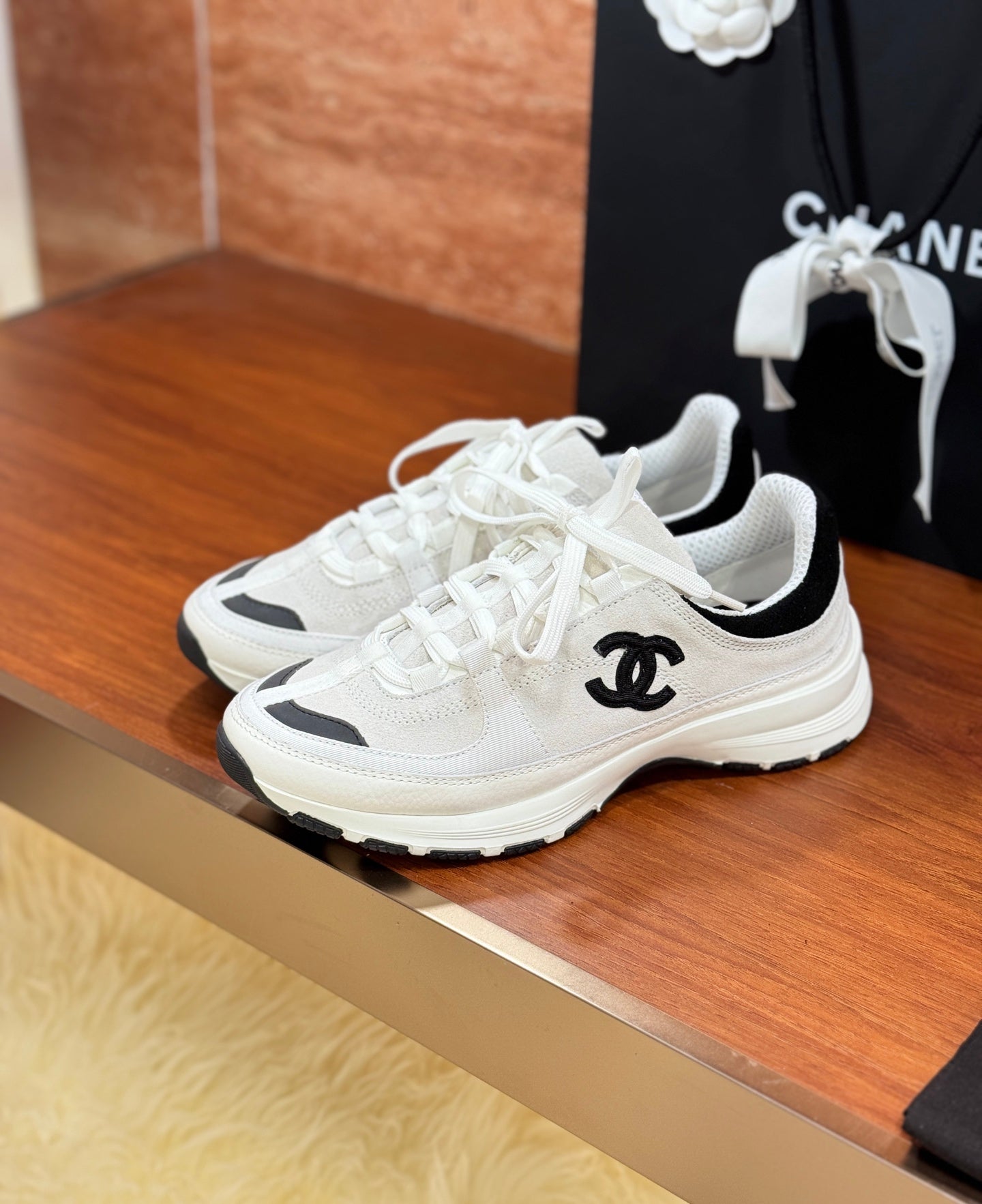 Luxury Shoes Chanel Unisex