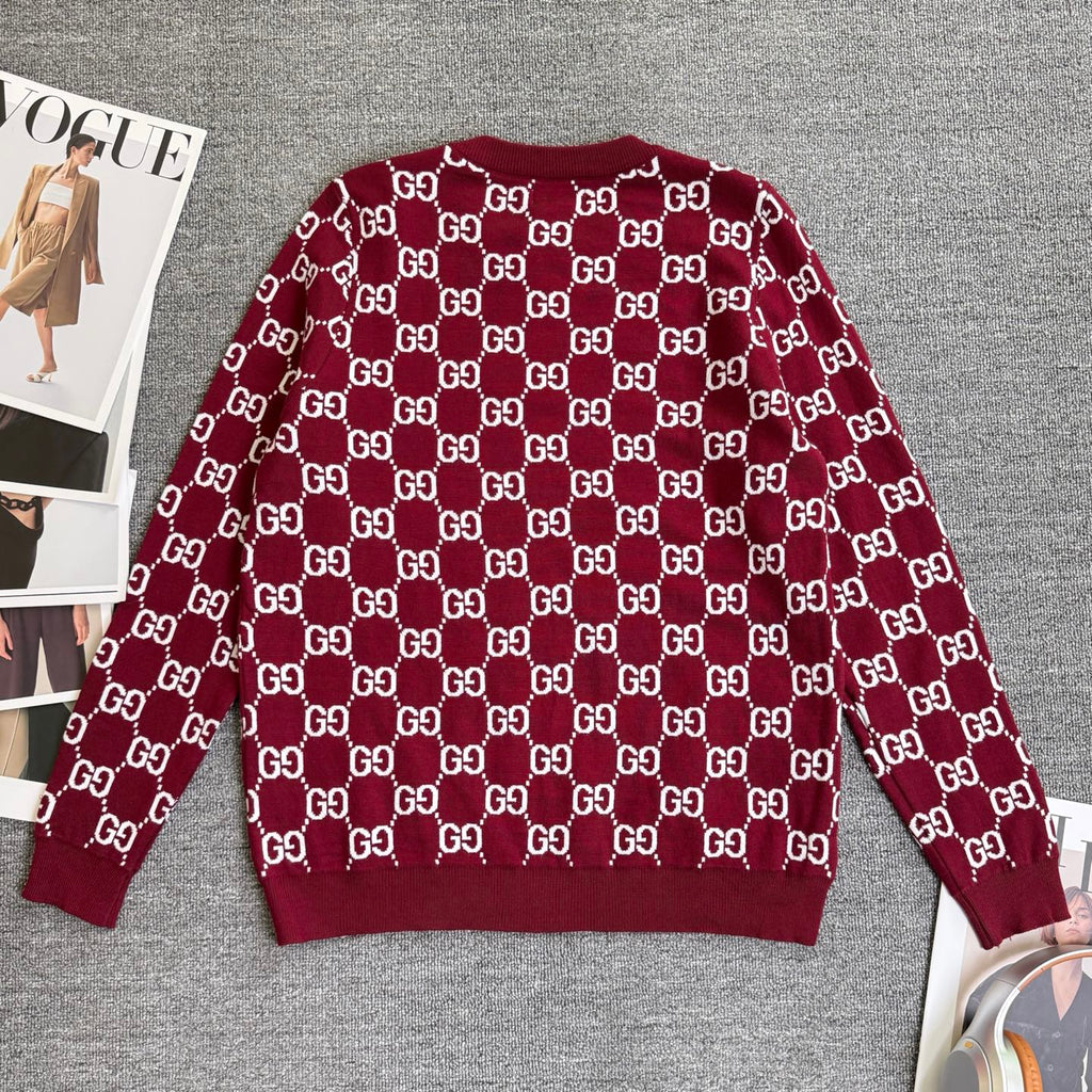 Burgundy long-sleeve Gucci sweater with GG diamond logo pattern and ribbed hem