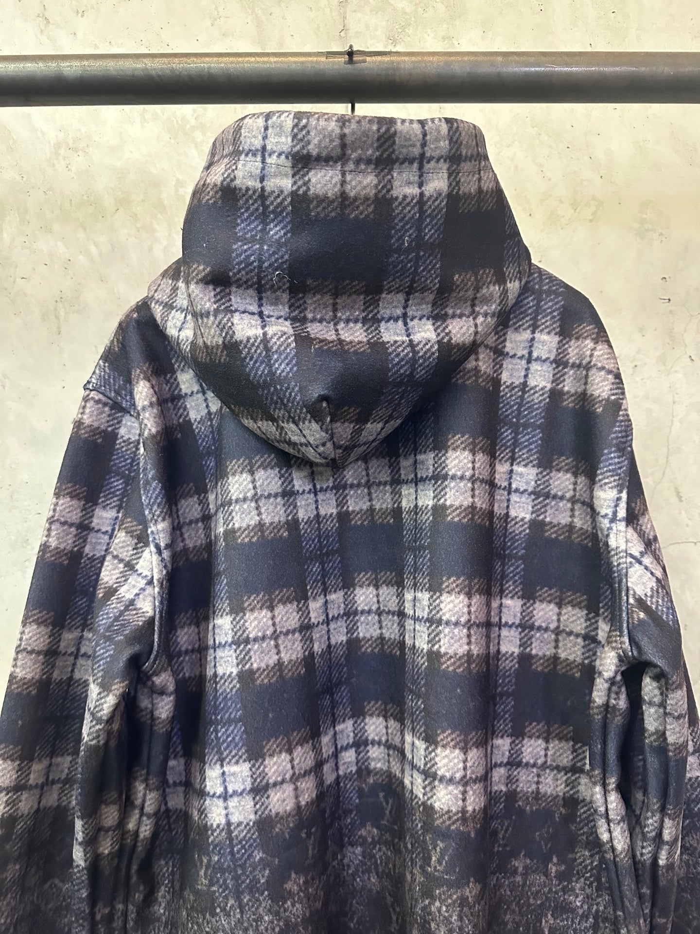 Plaid hoodie with attached hood and dark logo-print sleeves