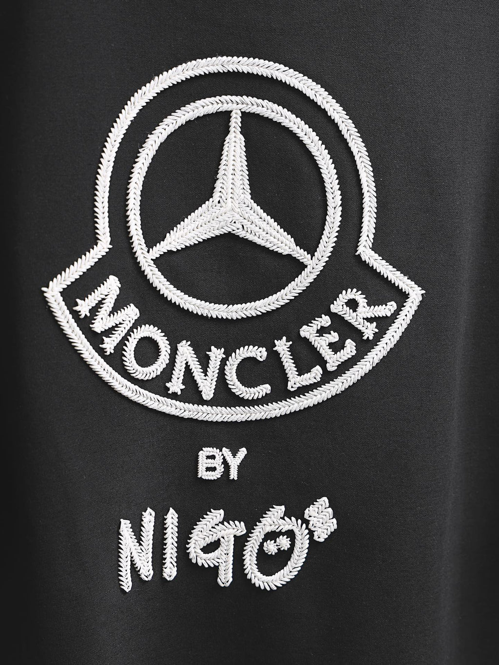 Moncler black short-sleeve T-shirt logo embroidery with "MONCLER BY NIGO"