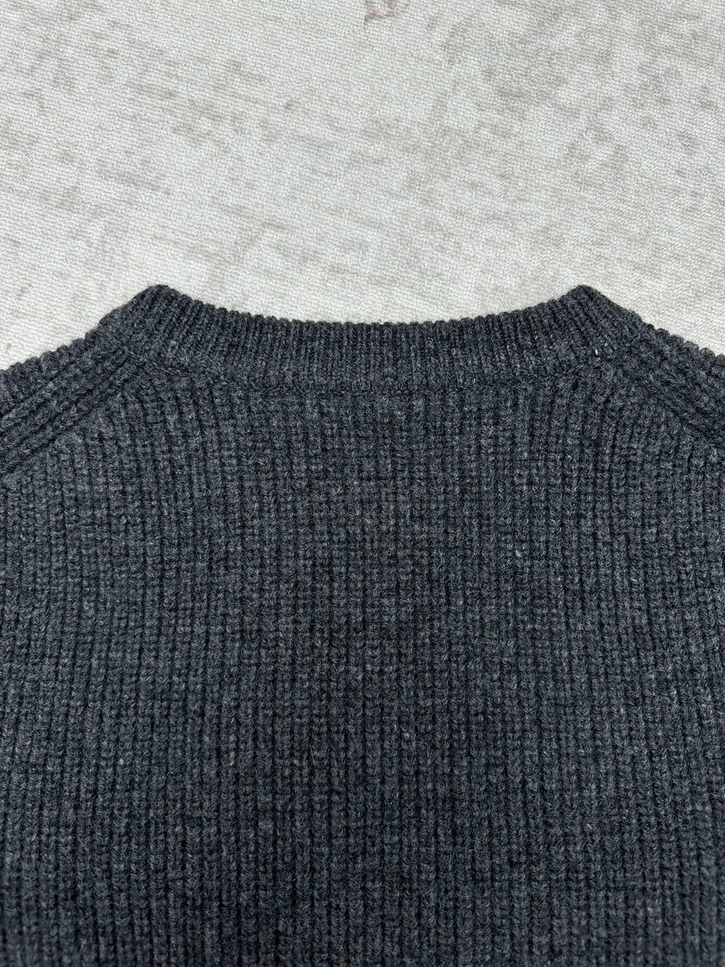 Gucci dark charcoal knit sweater back with ribbed collar