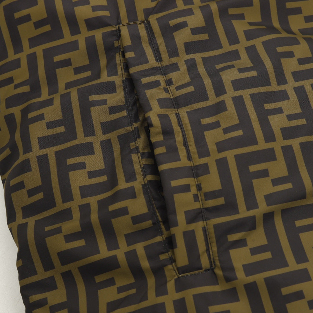Long jacket front with FF print, zipper and button closure